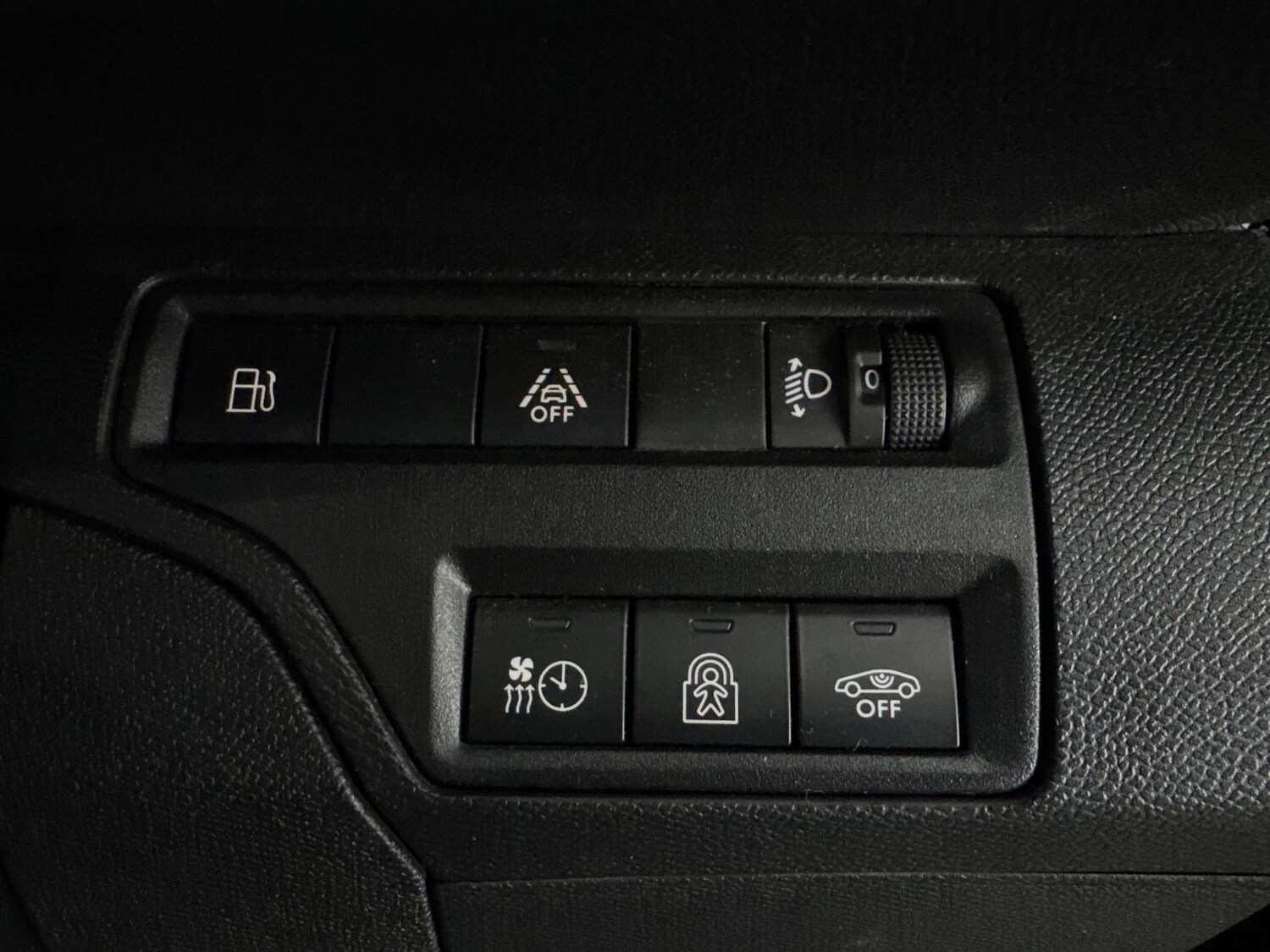 Used Peugeot 3008 2021 for sale - 77364989: Photo 24