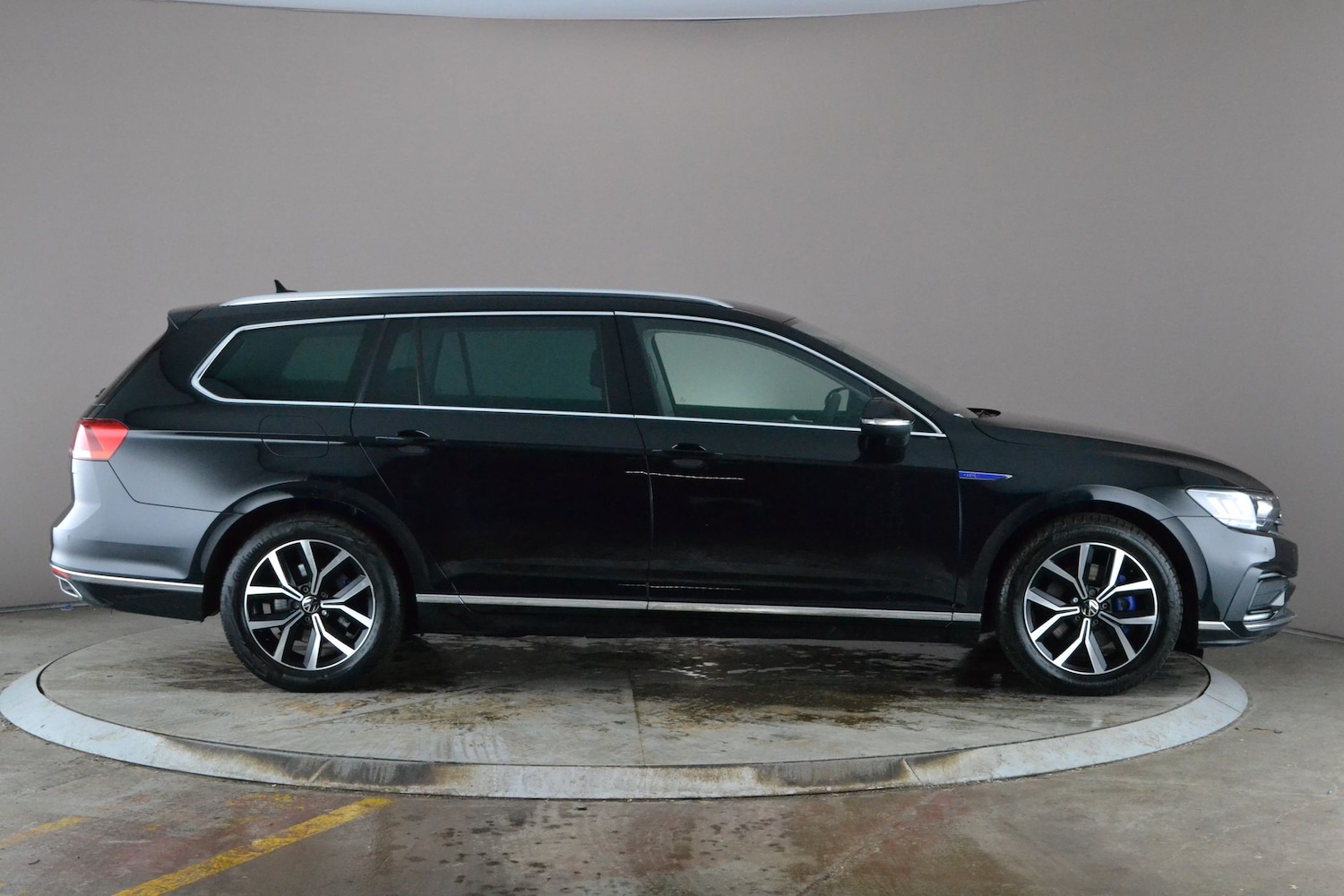 Used Volkswagen Passat 2023 for sale - 77476818: Photo 10