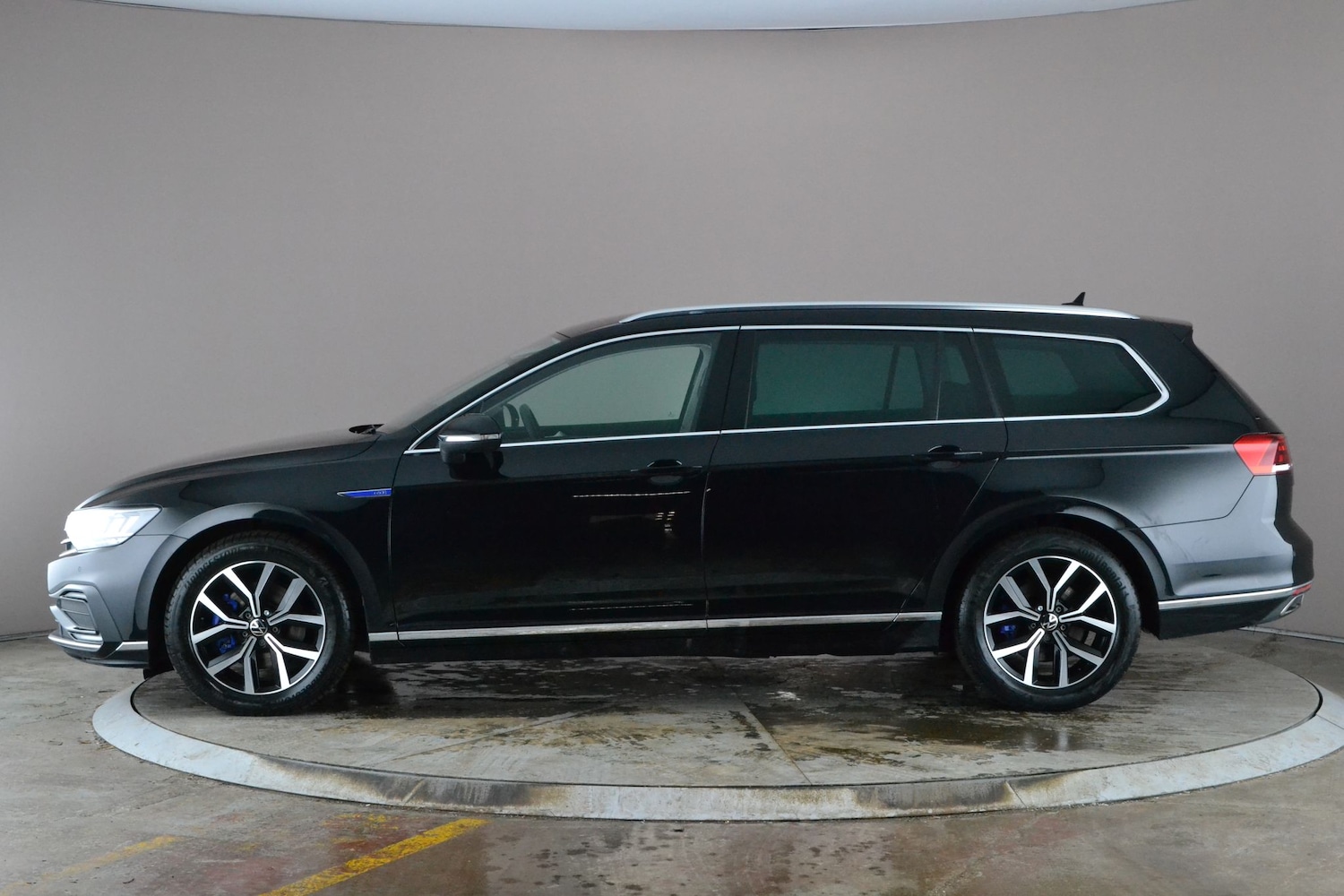 Used Volkswagen Passat 2023 for sale - 77476818: Photo 14