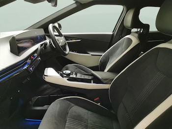 Used Kia EV6 undefined for sale - 78103981: Photo