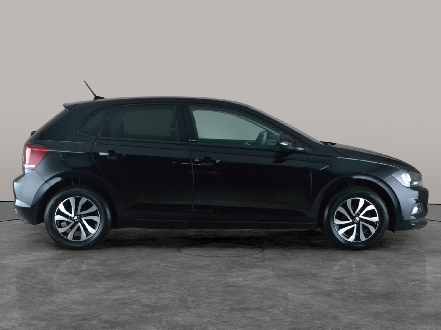 Used Volkswagen Polo 2021 for sale - 77802895: Photo 8