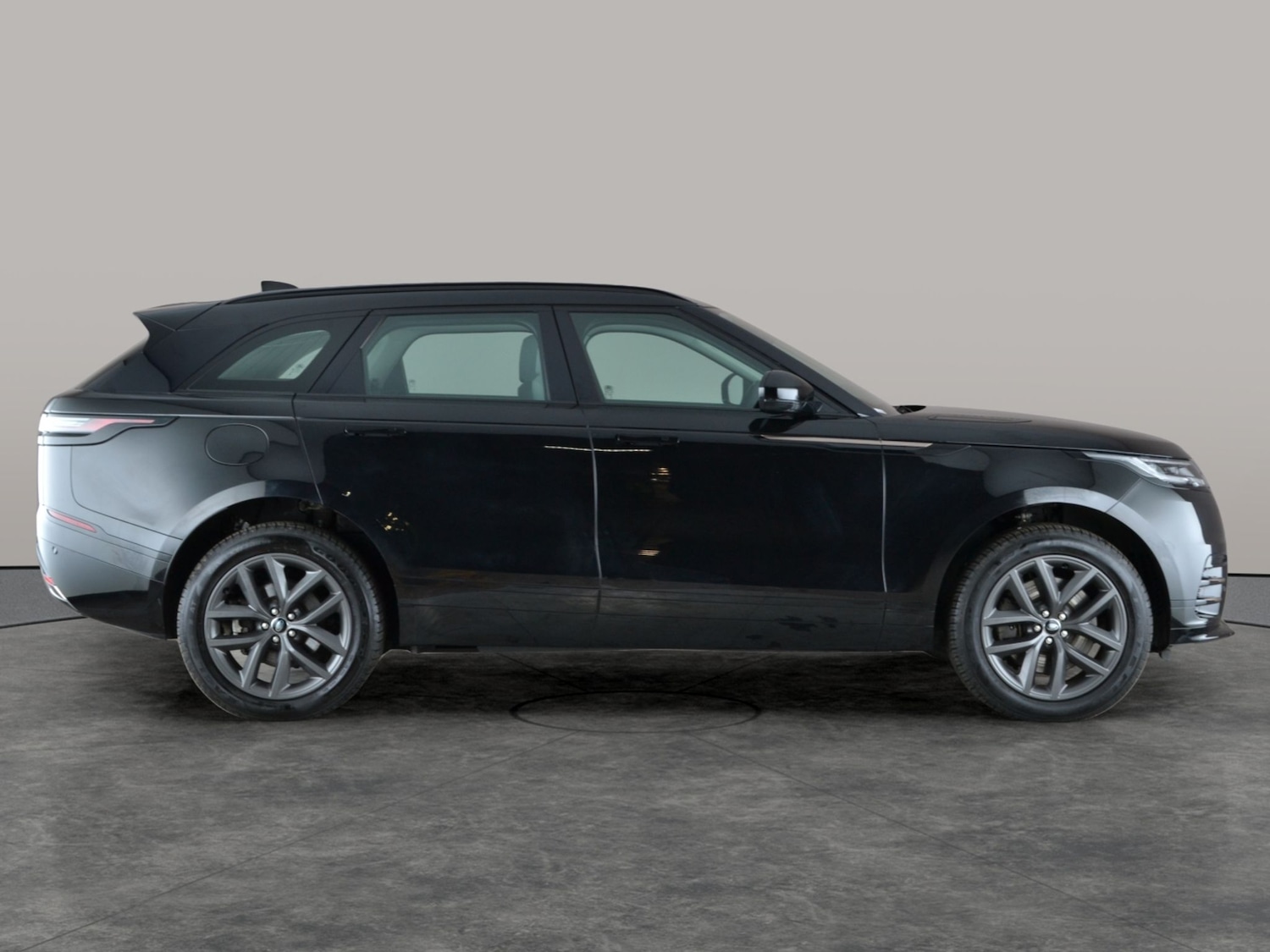 Used Land Rover Range Rover Velar 2024 for sale - 76946443: Photo 11