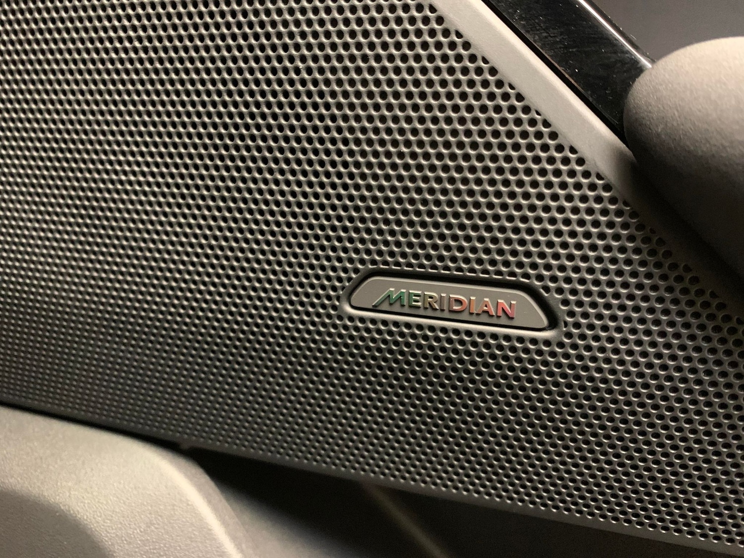 Used Land Rover Range Rover Velar 2024 for sale - 76946443: Photo 18