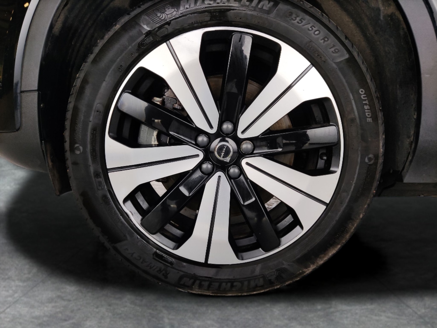 Used Volvo XC40 2023 for sale - 78079290: Photo 13