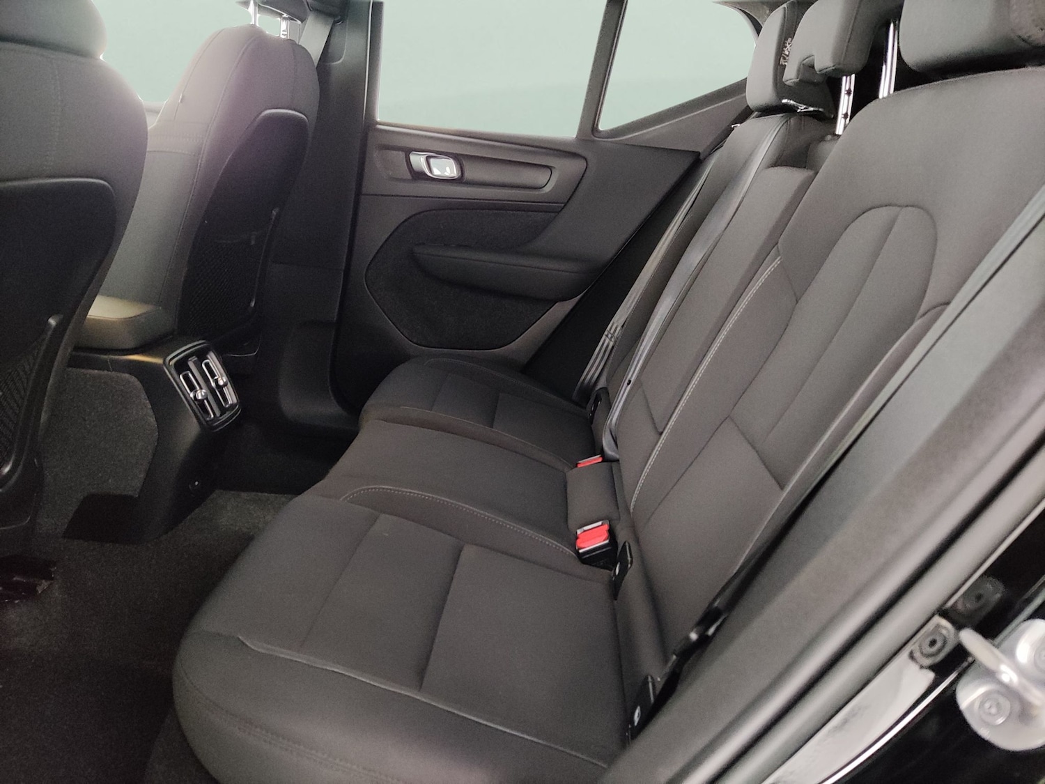 Used Volvo XC40 2023 for sale - 78079290: Photo 28