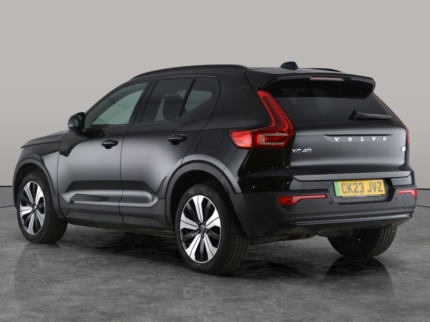 Used Volvo XC40 2023 for sale - 78079290: Photo 7