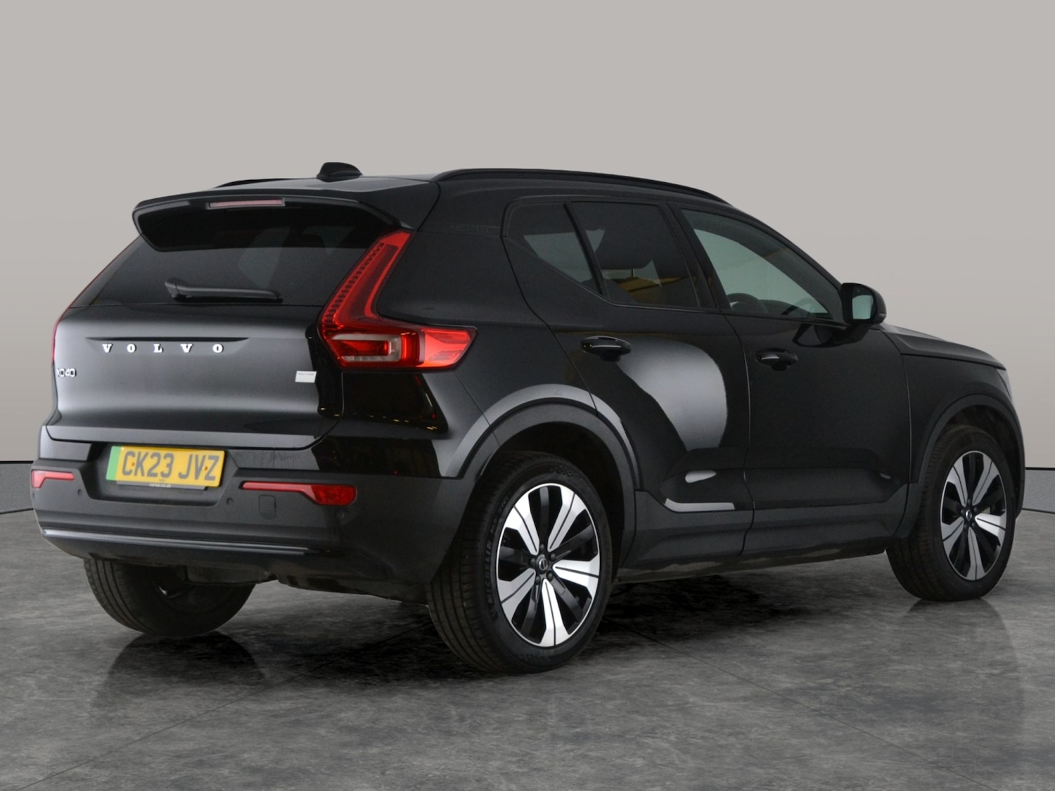 Used Volvo XC40 2023 for sale - 78079290: Photo 9