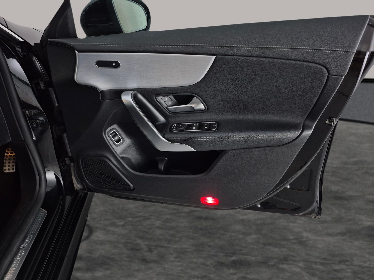 Used Mercedes-Benz CLA 2022 for sale - 77932440: Photo 32