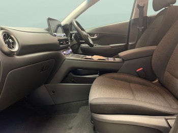 Used Hyundai KONA 2023 for sale - 78954667: Photo