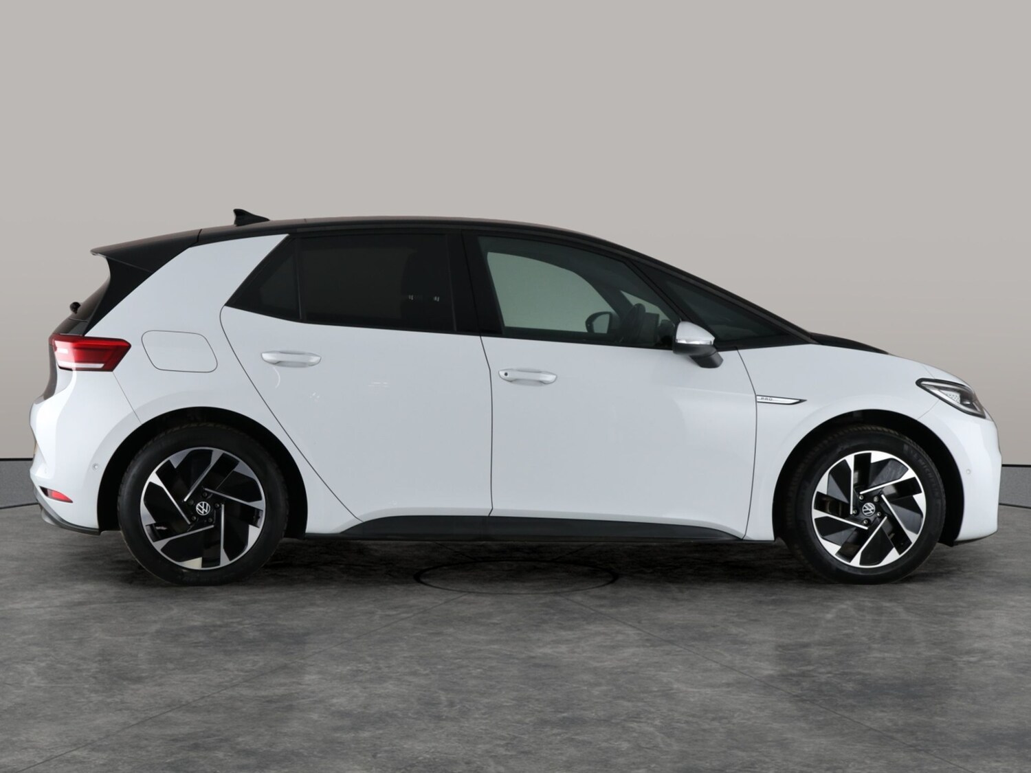 Used Volkswagen ID.3 2022 for sale - 77196208: Photo 8