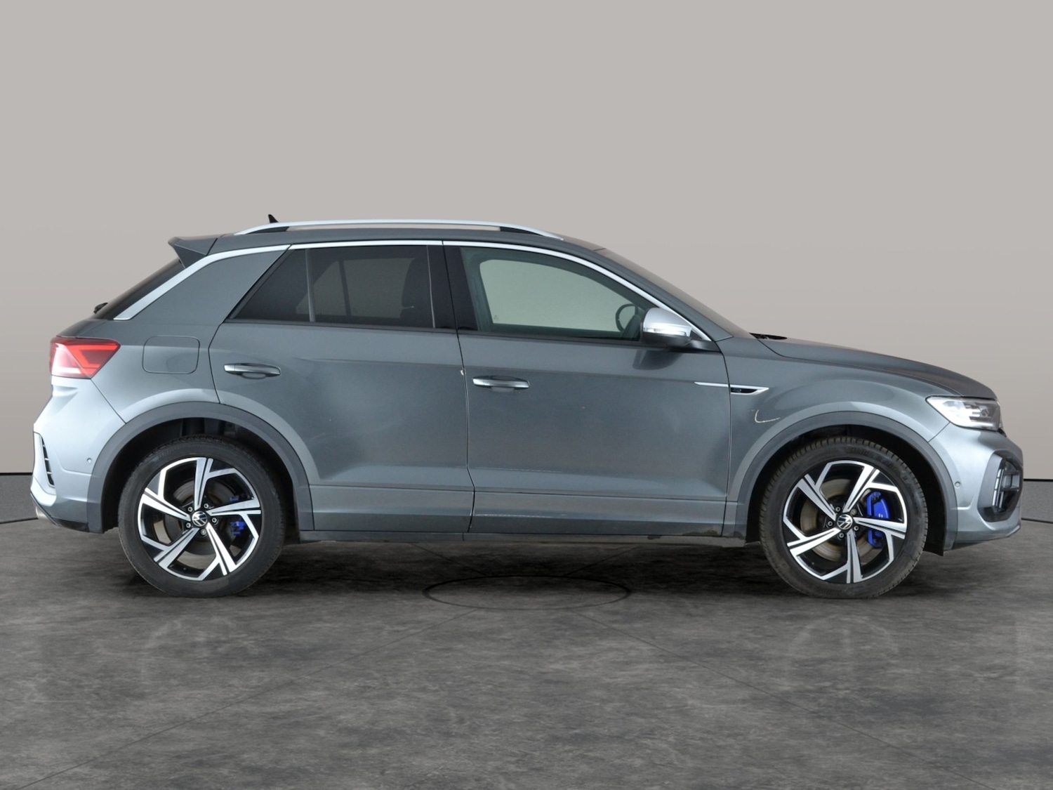 Used Volkswagen T-Roc 2023 for sale - 77084653: Photo 9