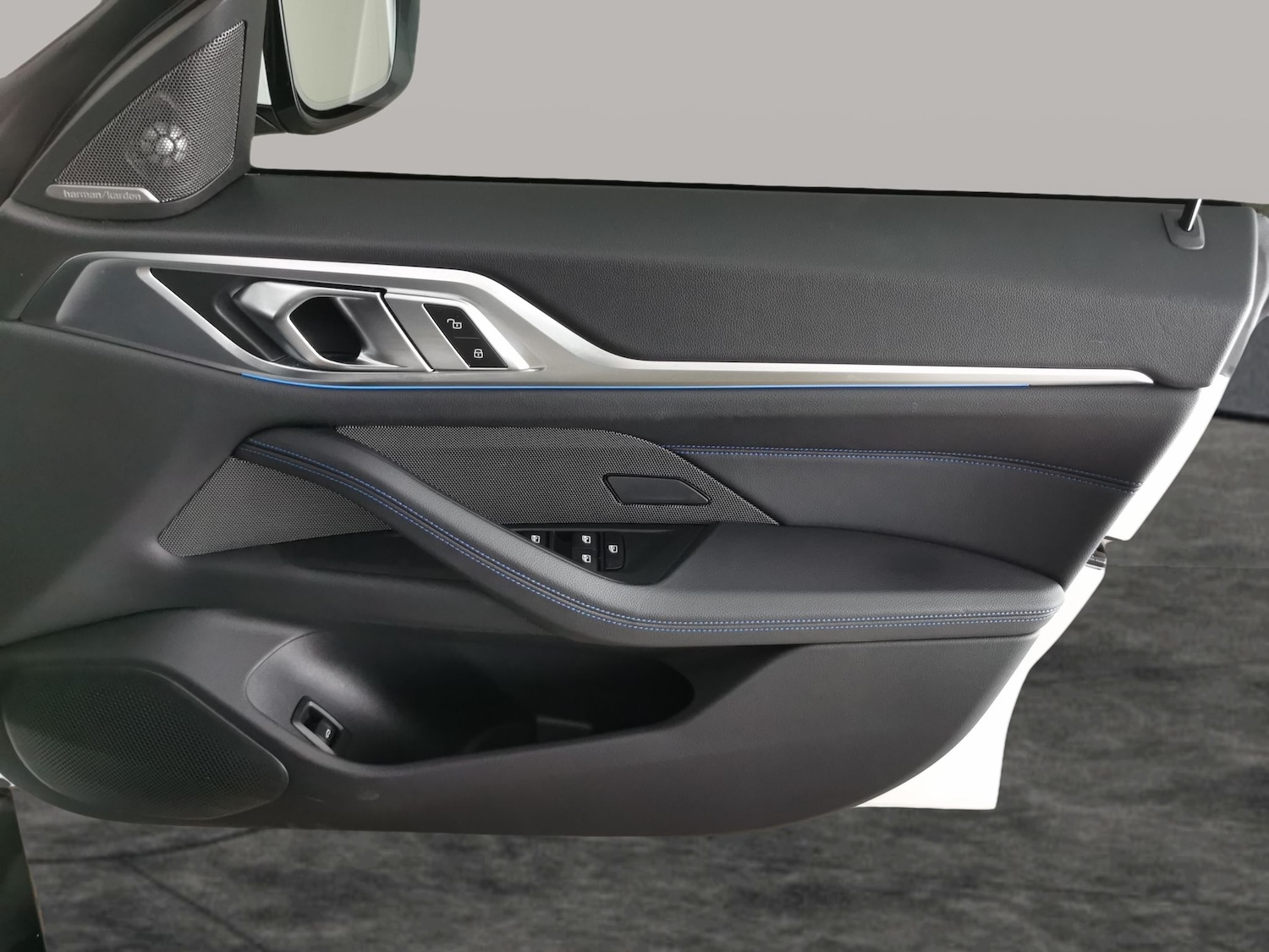 Used BMW i4 2024 for sale - 78094297: Photo 34