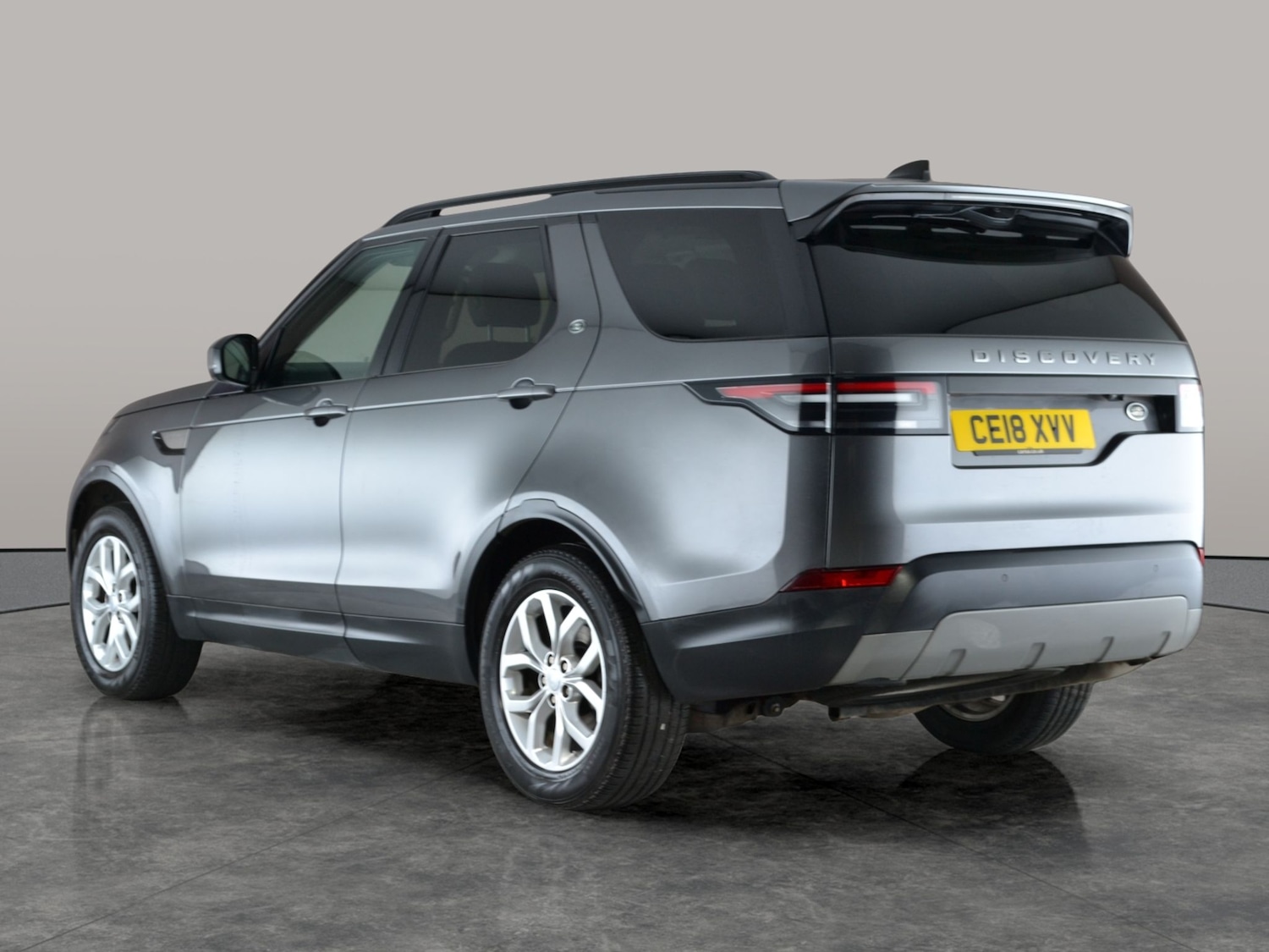 Used Land Rover Discovery 2018 for sale - 77047987: Photo 12