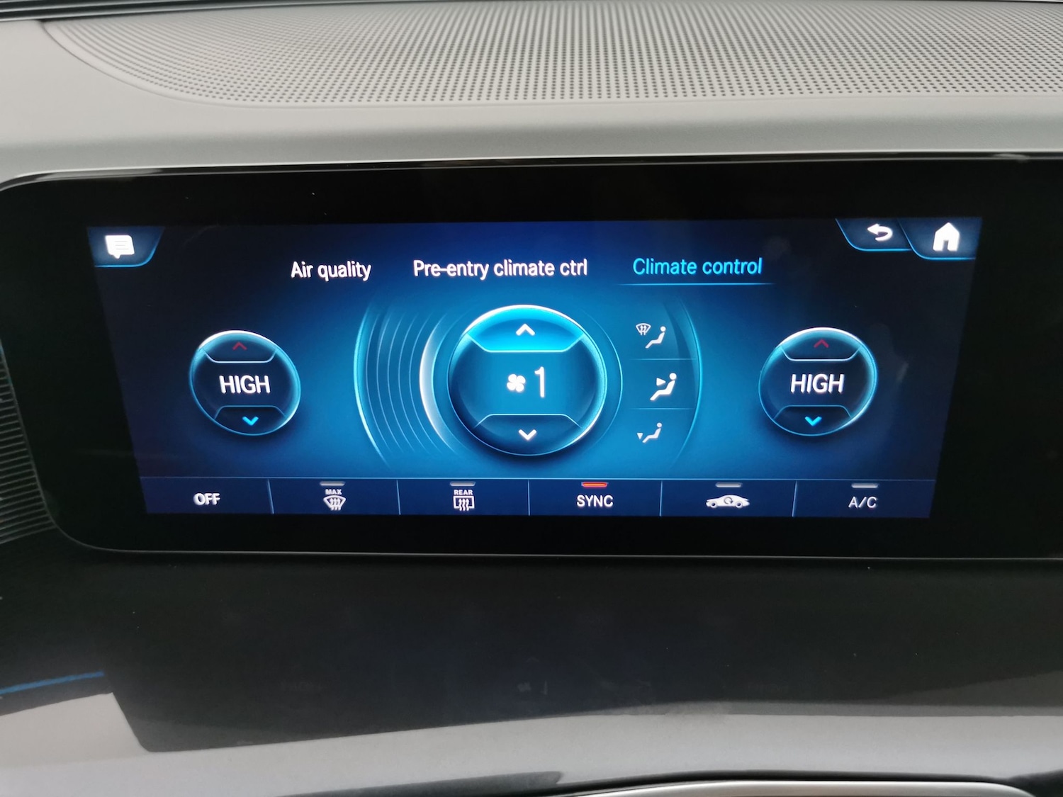 Used Mercedes-Benz EQC 2023 for sale - 77979363: Photo 22