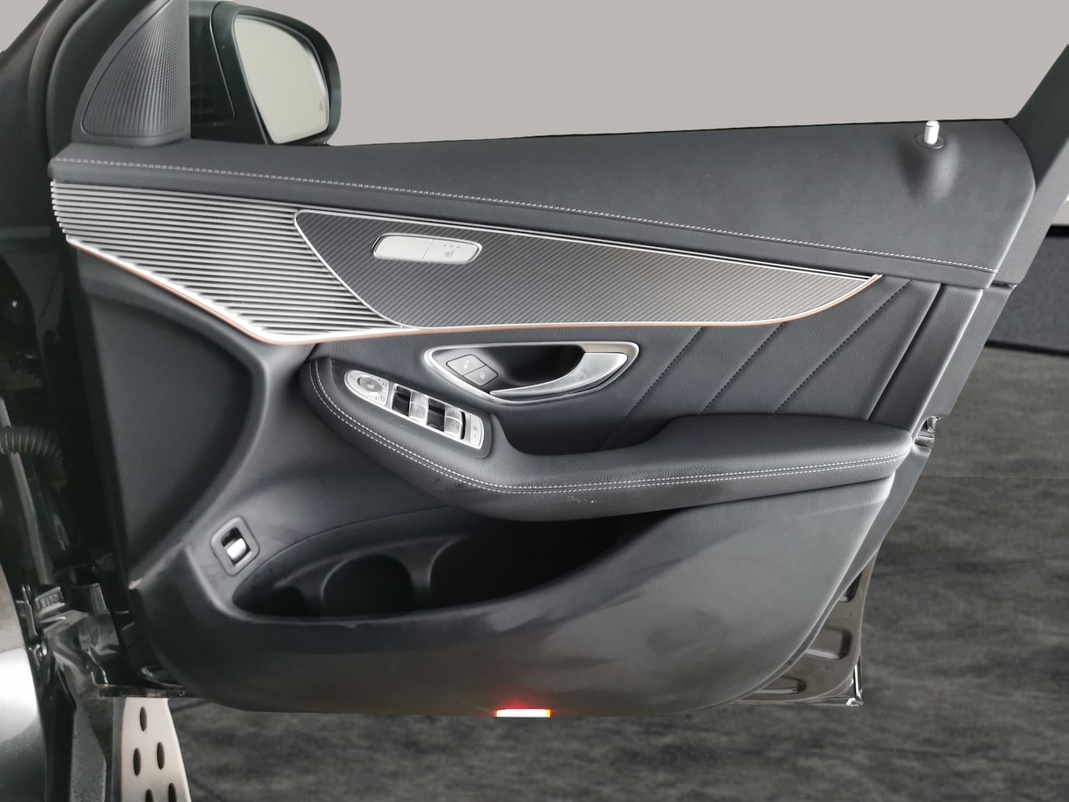 Used Mercedes-Benz EQC 2023 for sale - 77979363: Photo 34