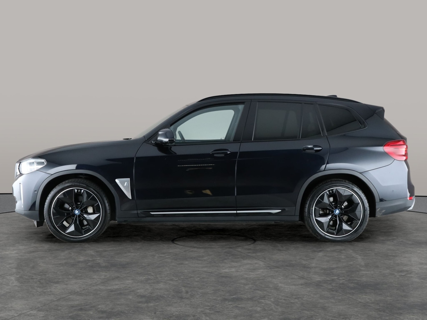 Used BMW iX3 for sale - 76725299: Photo 16