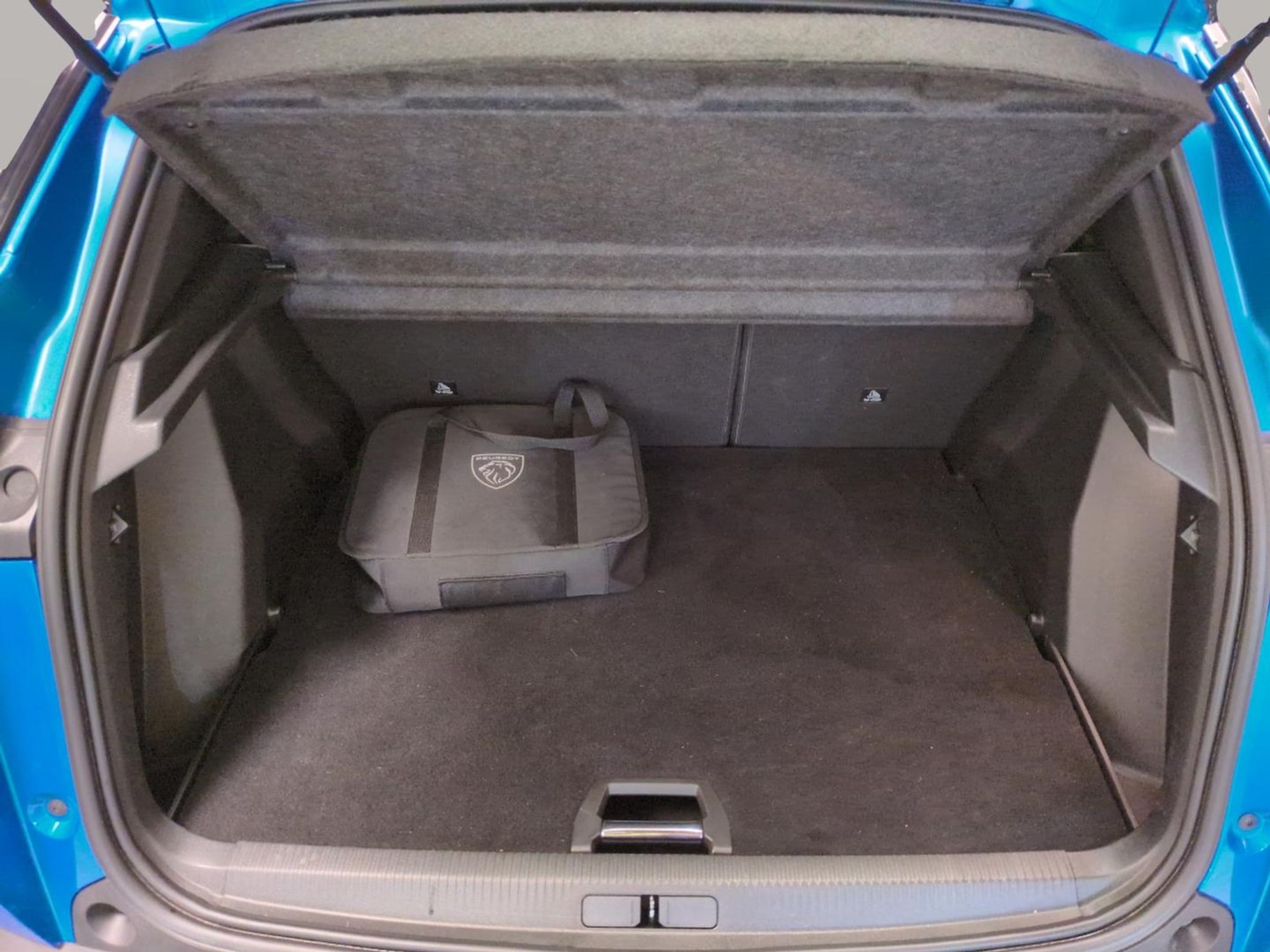 Used Peugeot 2008 2022 for sale - 77848468: Photo 37