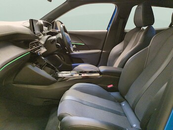 Used Peugeot 2008 2022 for sale - 77848468: Photo