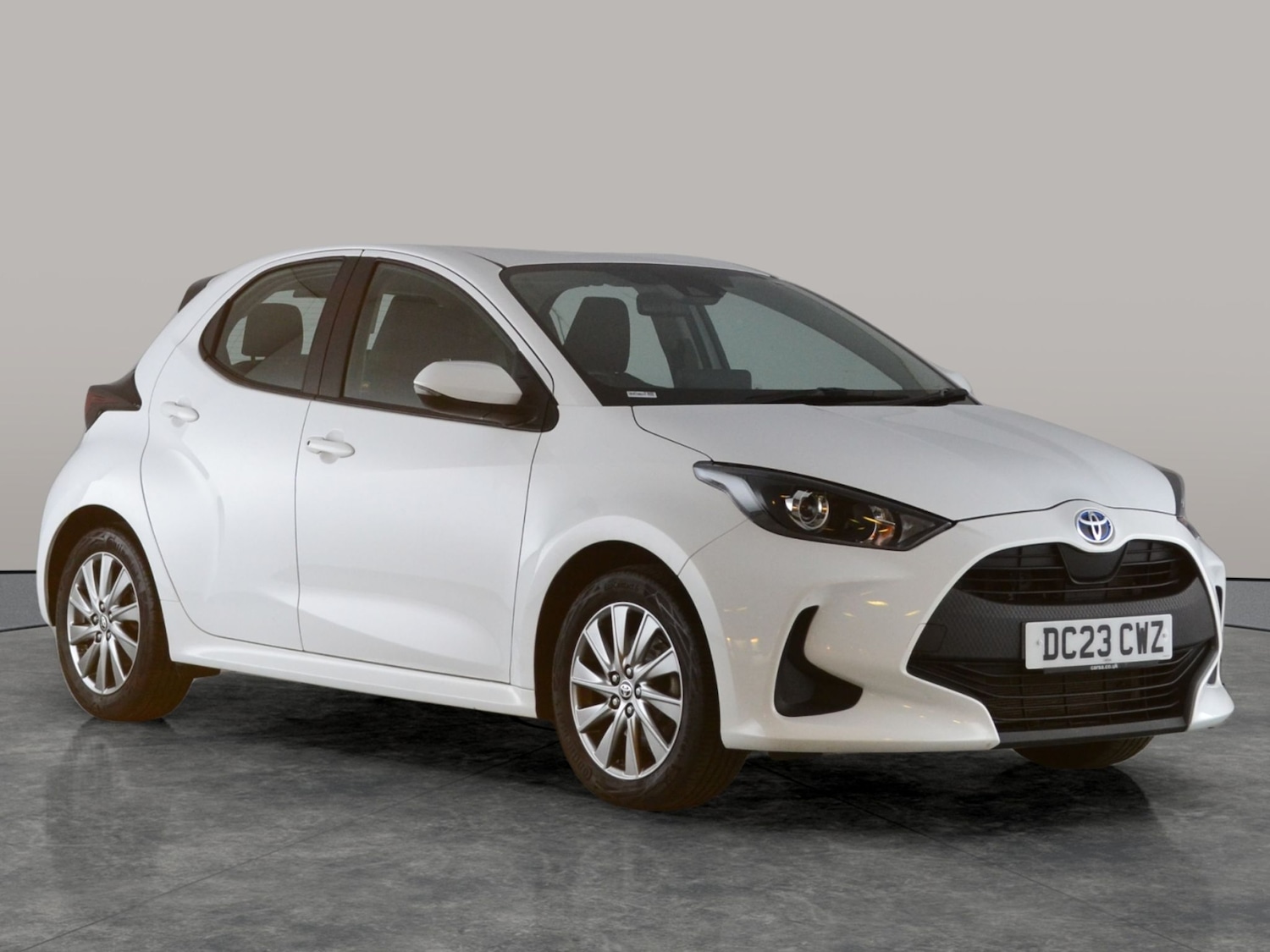 Used Toyota Yaris 2023 for sale - 76640916: Photo 12