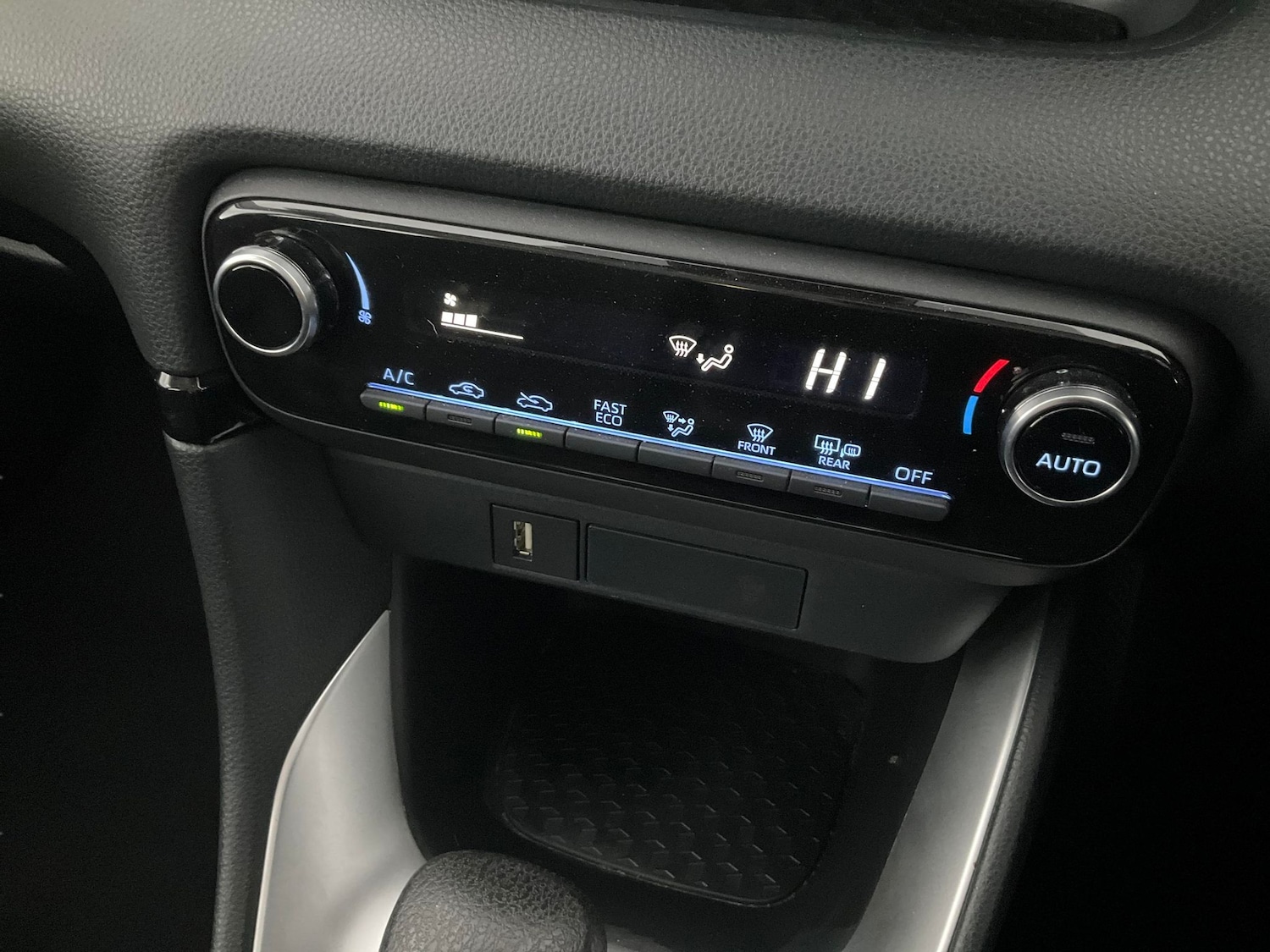 Used Toyota Yaris 2023 for sale - 76640916: Photo 17