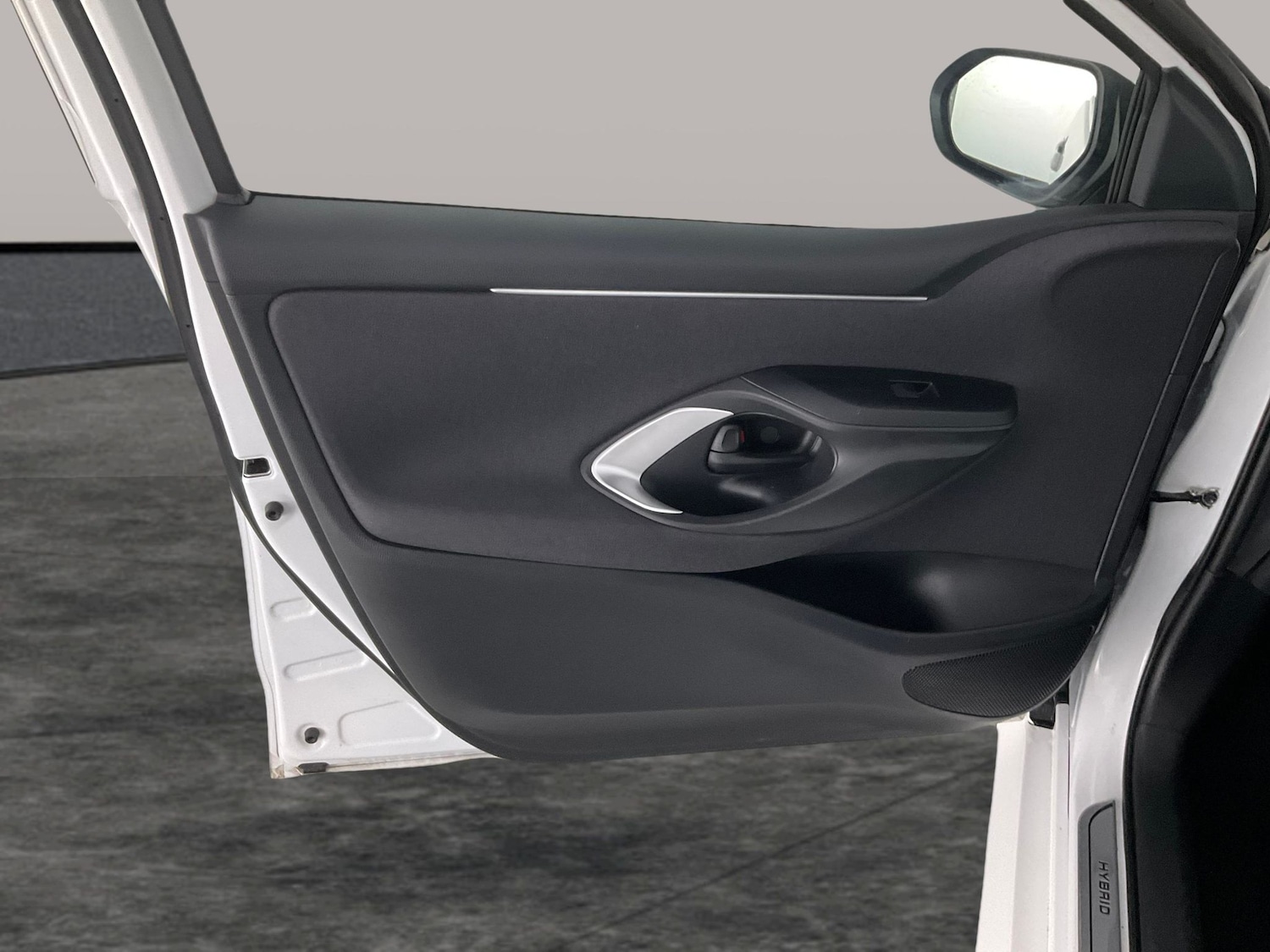 Used Toyota Yaris 2023 for sale - 76640916: Photo 23