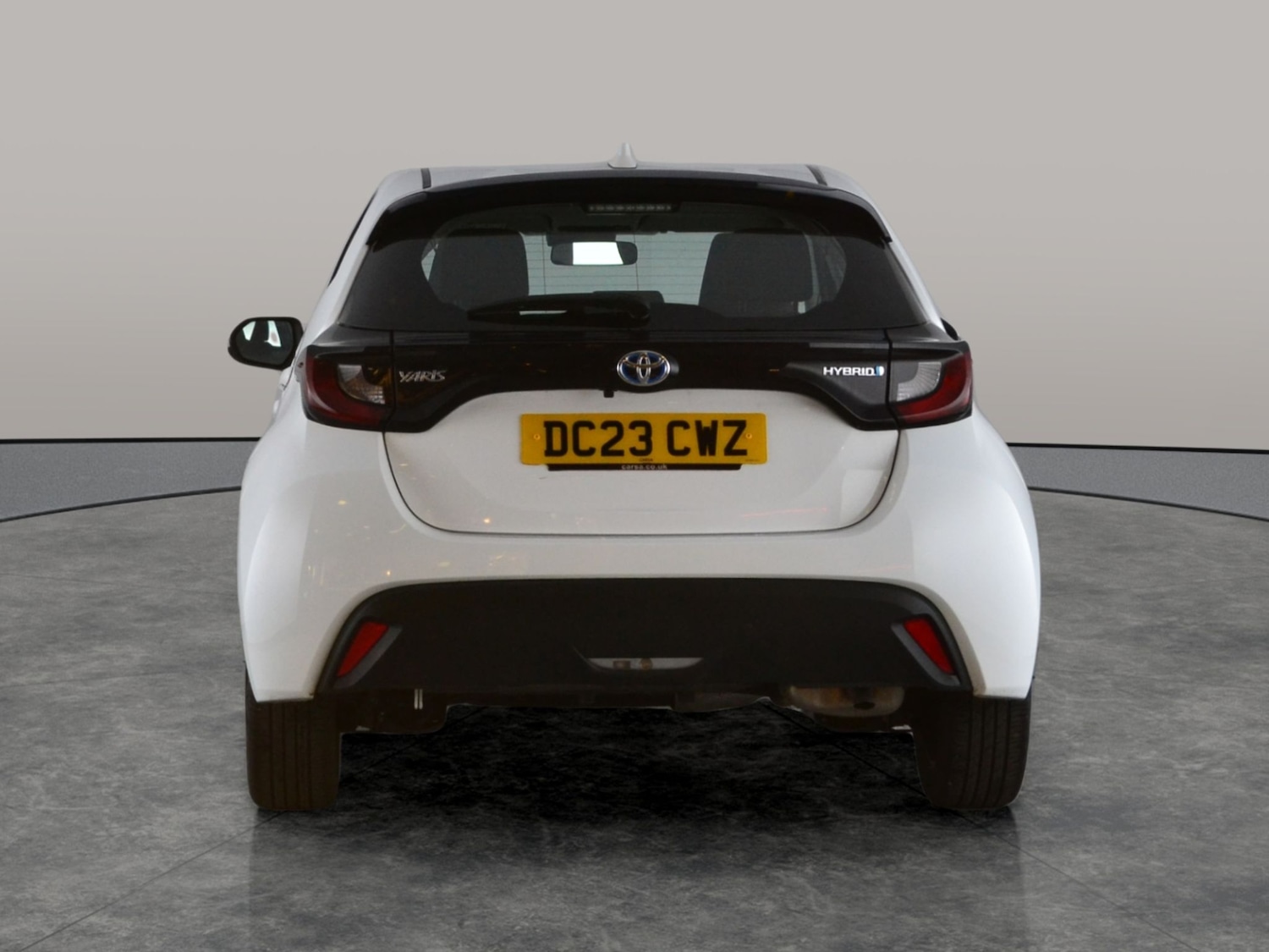 Used Toyota Yaris 2023 for sale - 76640916: Photo 9