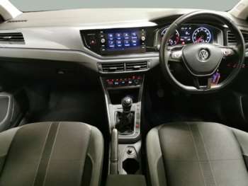 Used Volkswagen Polo 2018 for sale - 74967533: Photo