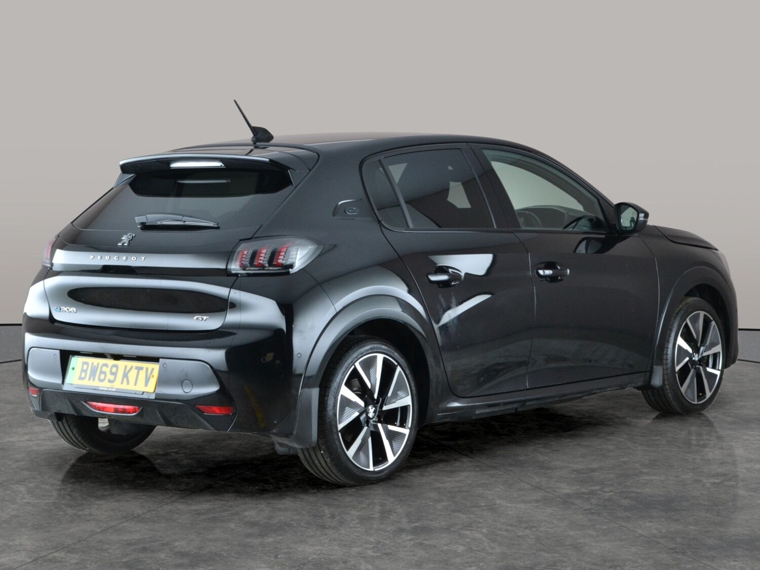 Used Peugeot E-208 2020 for sale - 77413153: Photo 10