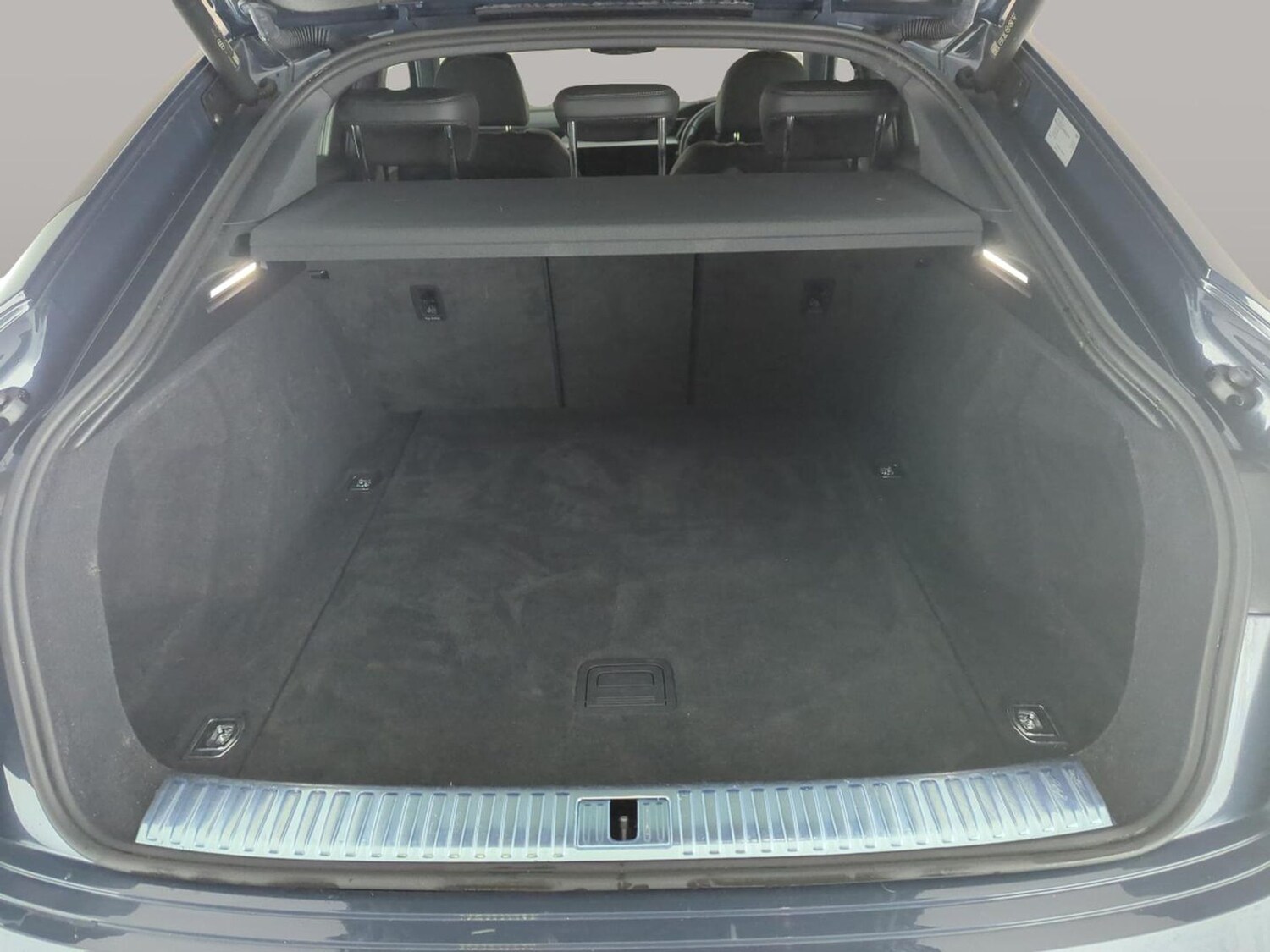 Used Audi e-tron 2023 for sale - 77399455: Photo 39