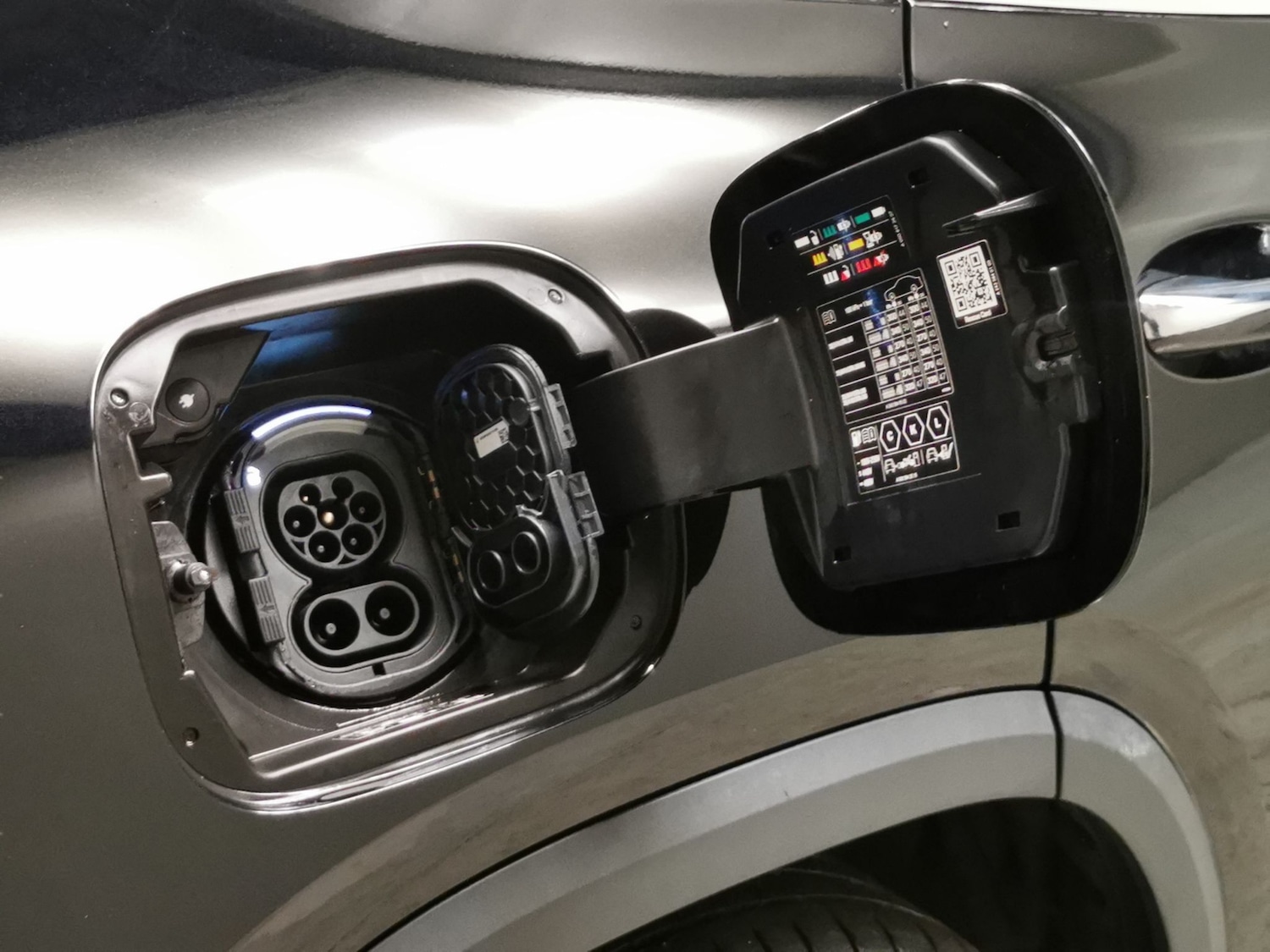 Used Mercedes-Benz EQA for sale - 77316662: Photo 31