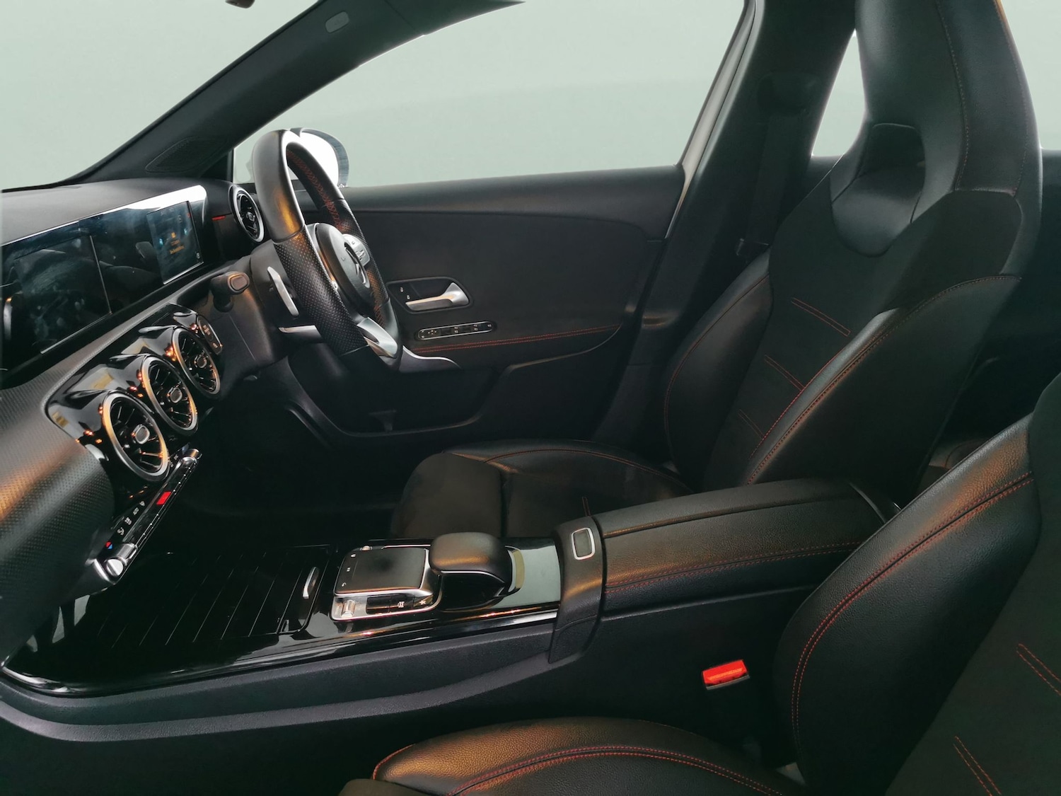 Used Mercedes-Benz A-Class 2018 for sale - 77296520: Photo 4