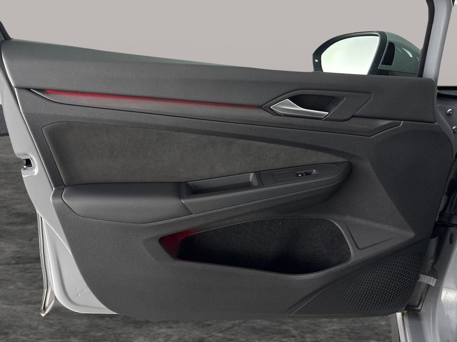 Used Volkswagen Golf 2023 for sale - 77799942: Photo 31