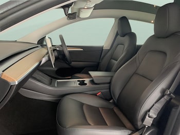 Used Tesla Model Y 2023 for sale - 79083042: Photo