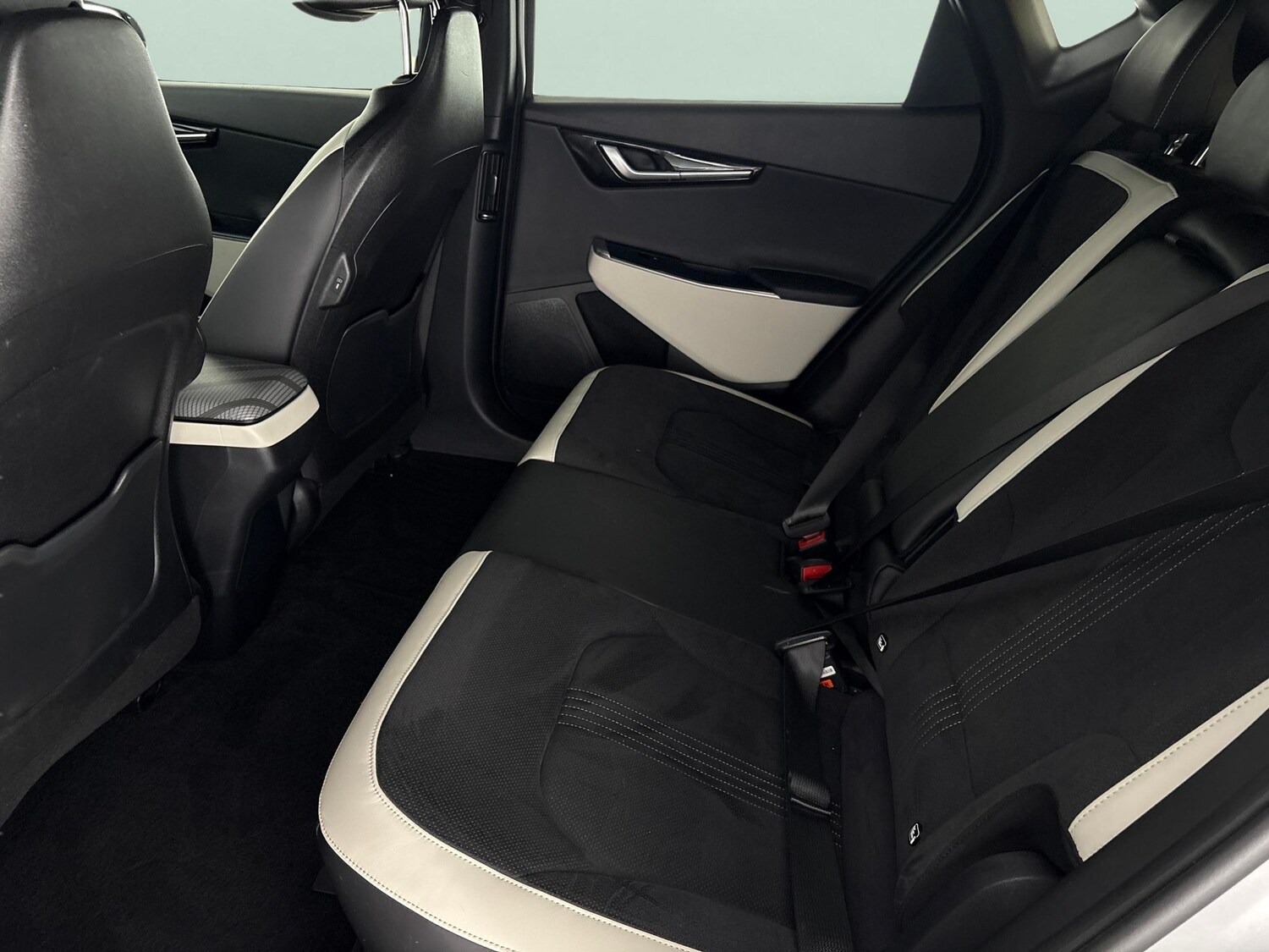 Used Kia EV6 2023 for sale - 78150950: Photo 33