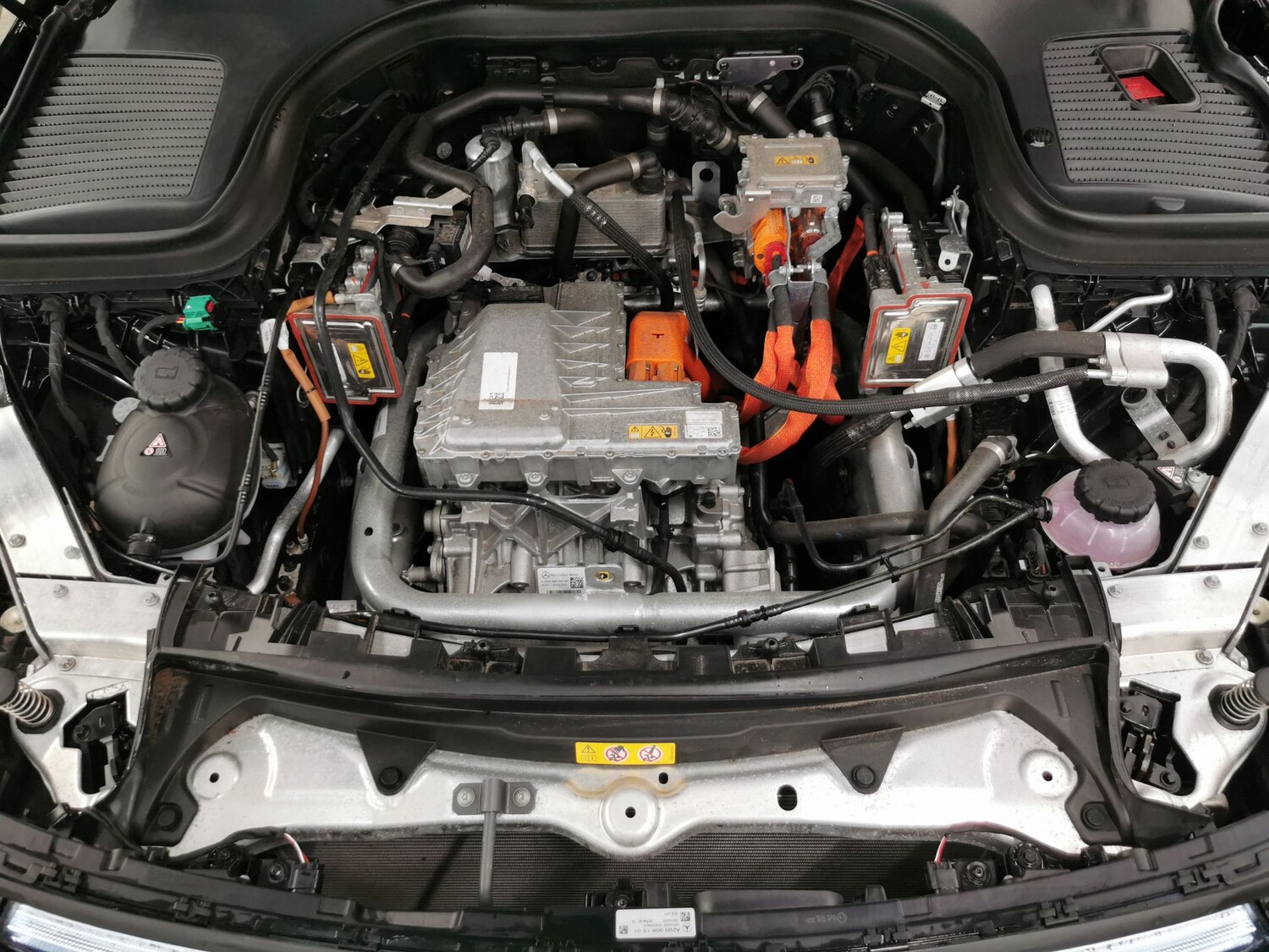 Used Mercedes-Benz EQC for sale - 76487746: Photo 32