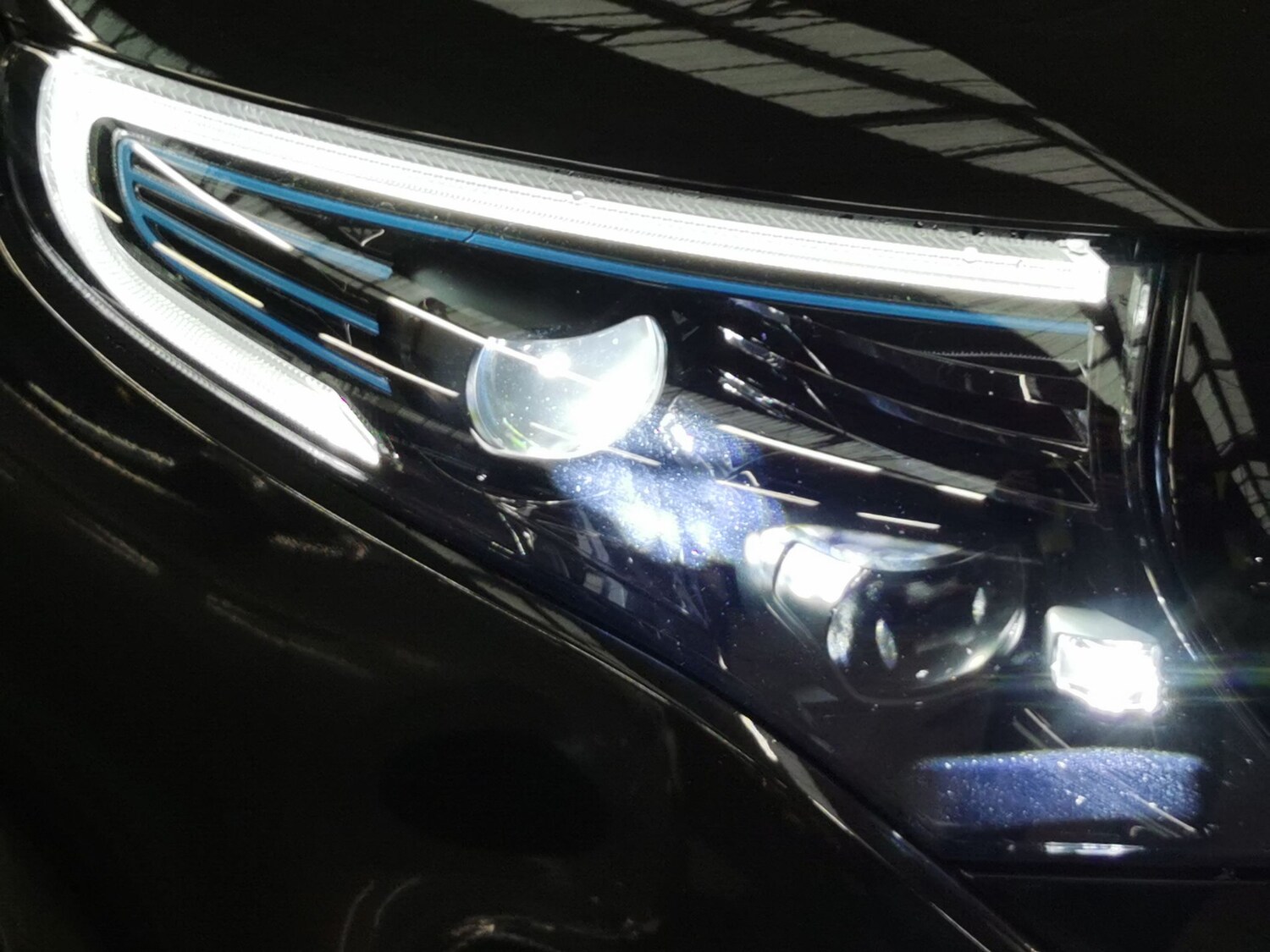 Used Mercedes-Benz EQC for sale - 76487746: Photo 6