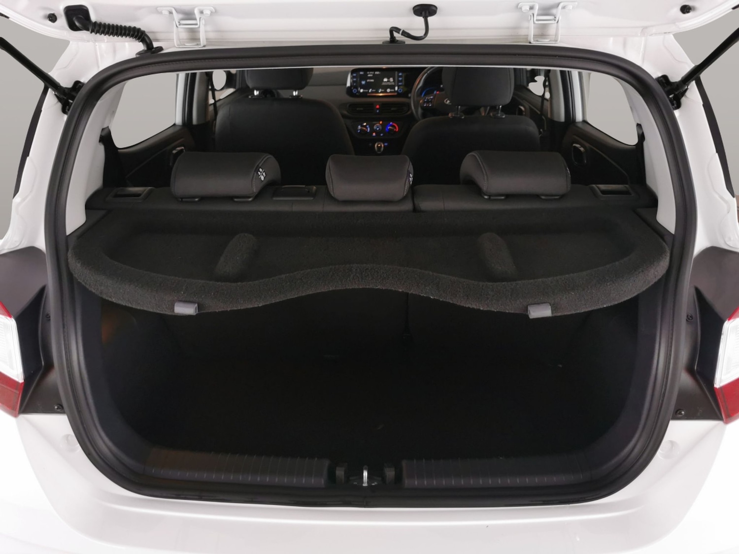 Used Hyundai i10 2023 for sale - 77219106: Photo 32