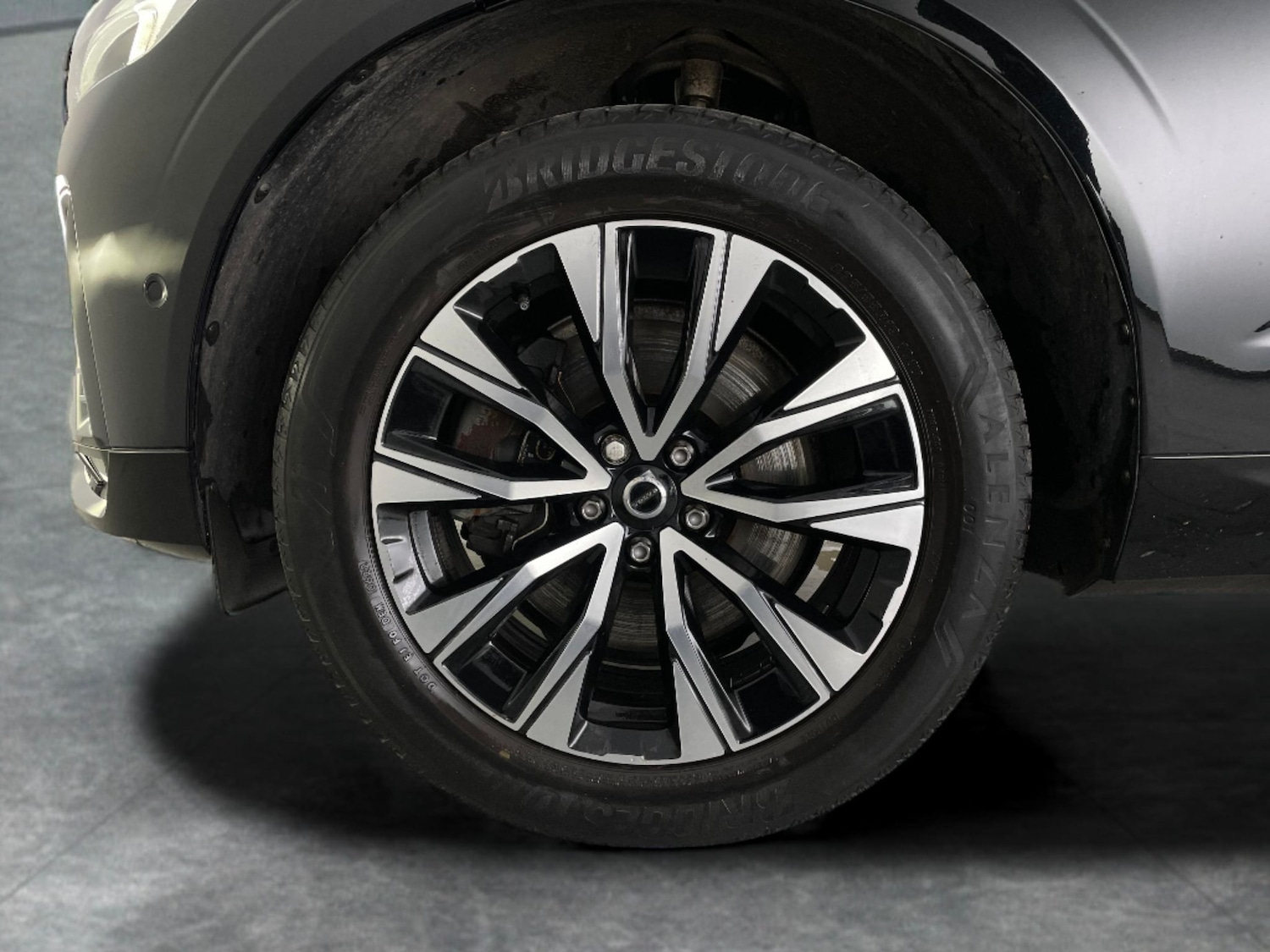 Used Volvo XC60 2022 for sale - 77350850: Photo 32