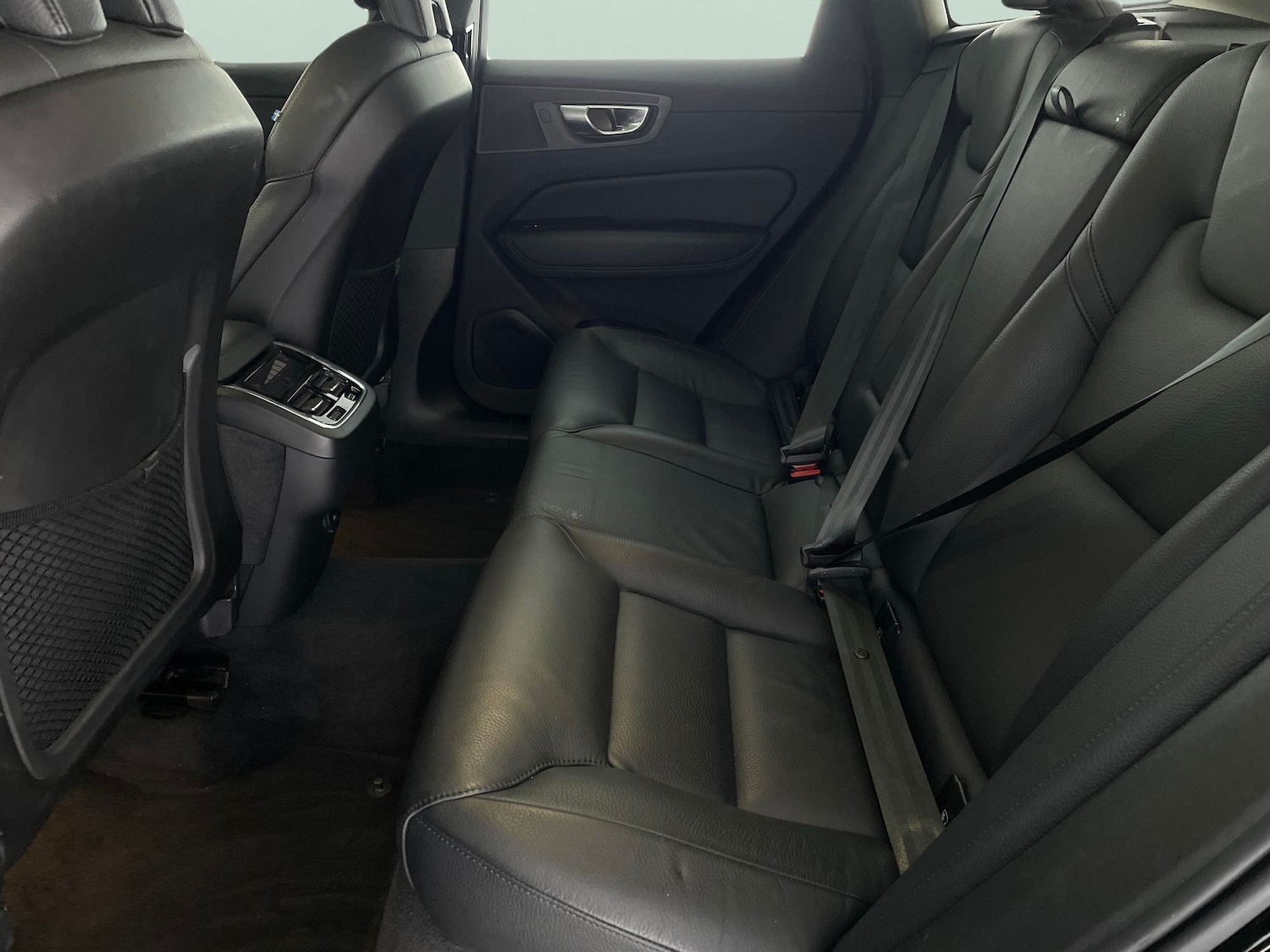 Used Volvo XC60 2022 for sale - 77350850: Photo 35