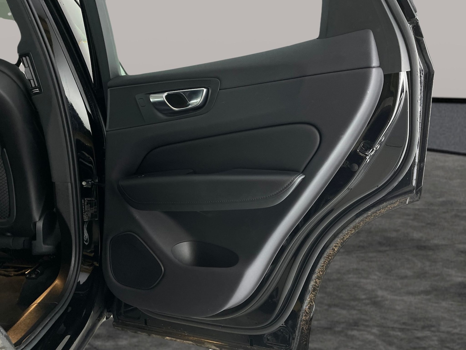 Used Volvo XC60 2022 for sale - 77350850: Photo 38