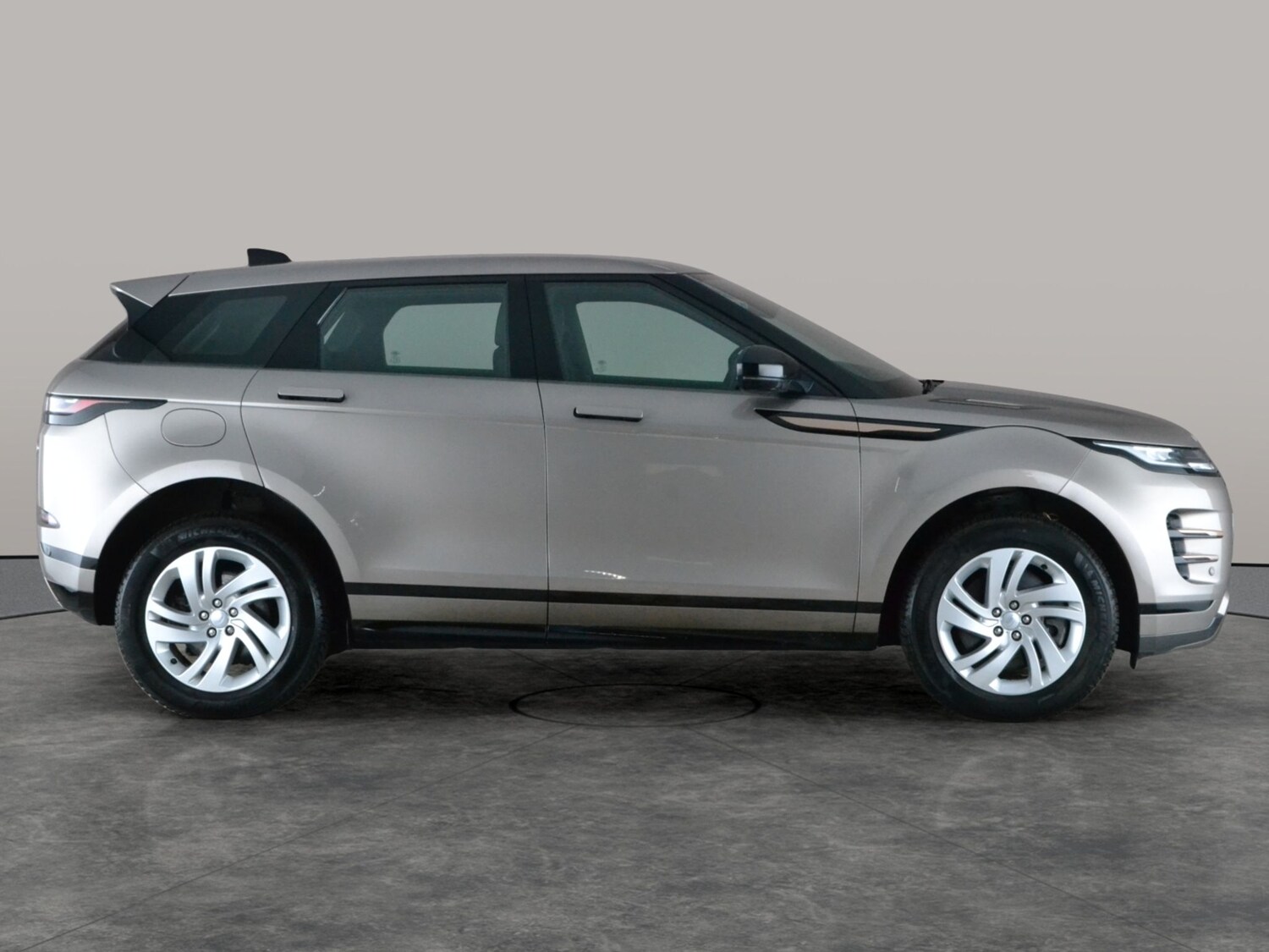 Used Land Rover Range Rover Evoque 2021 for sale - 77932386: Photo 9