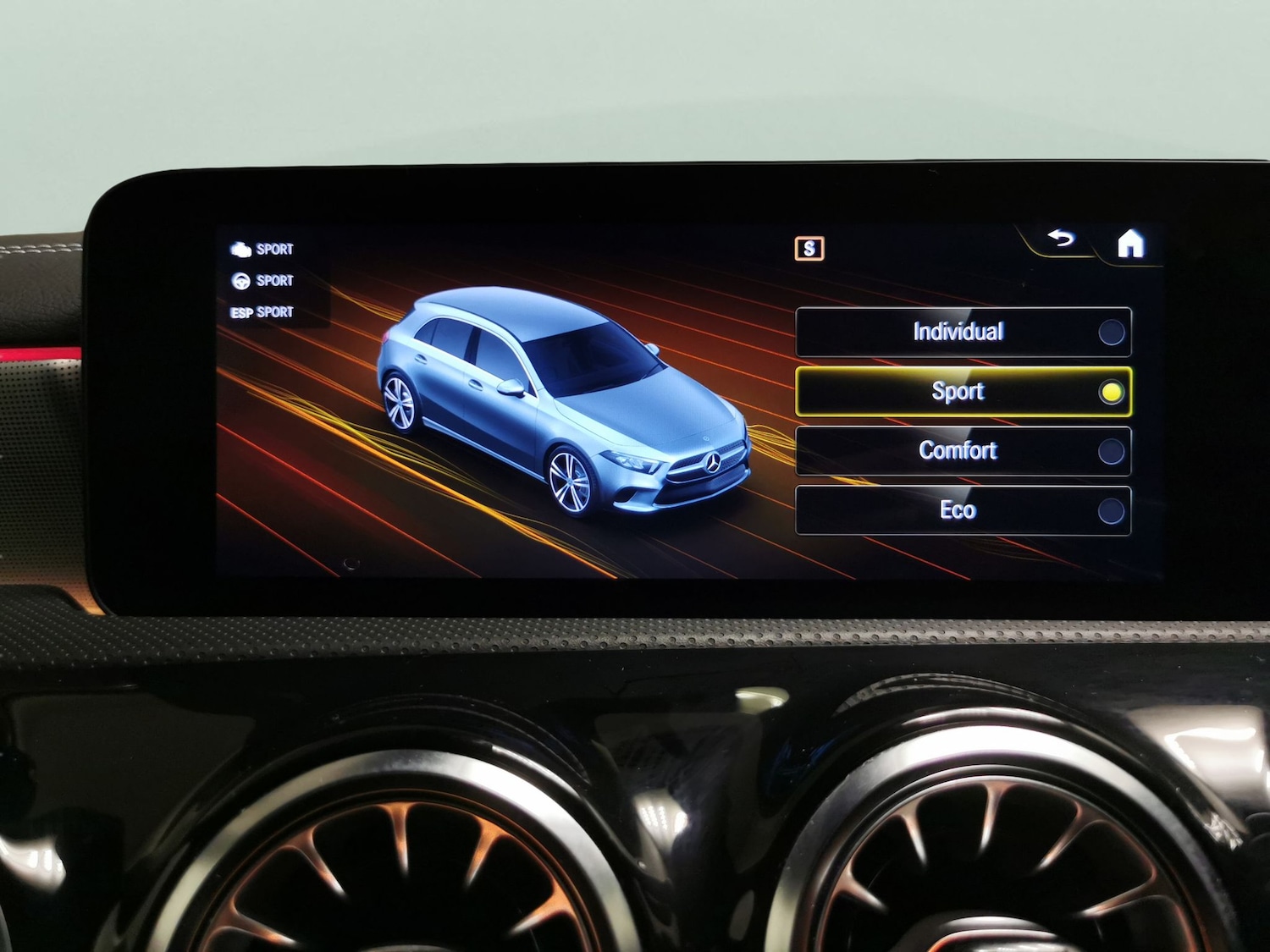 Used Mercedes-Benz A-Class 2022 for sale - 77799960: Photo 18