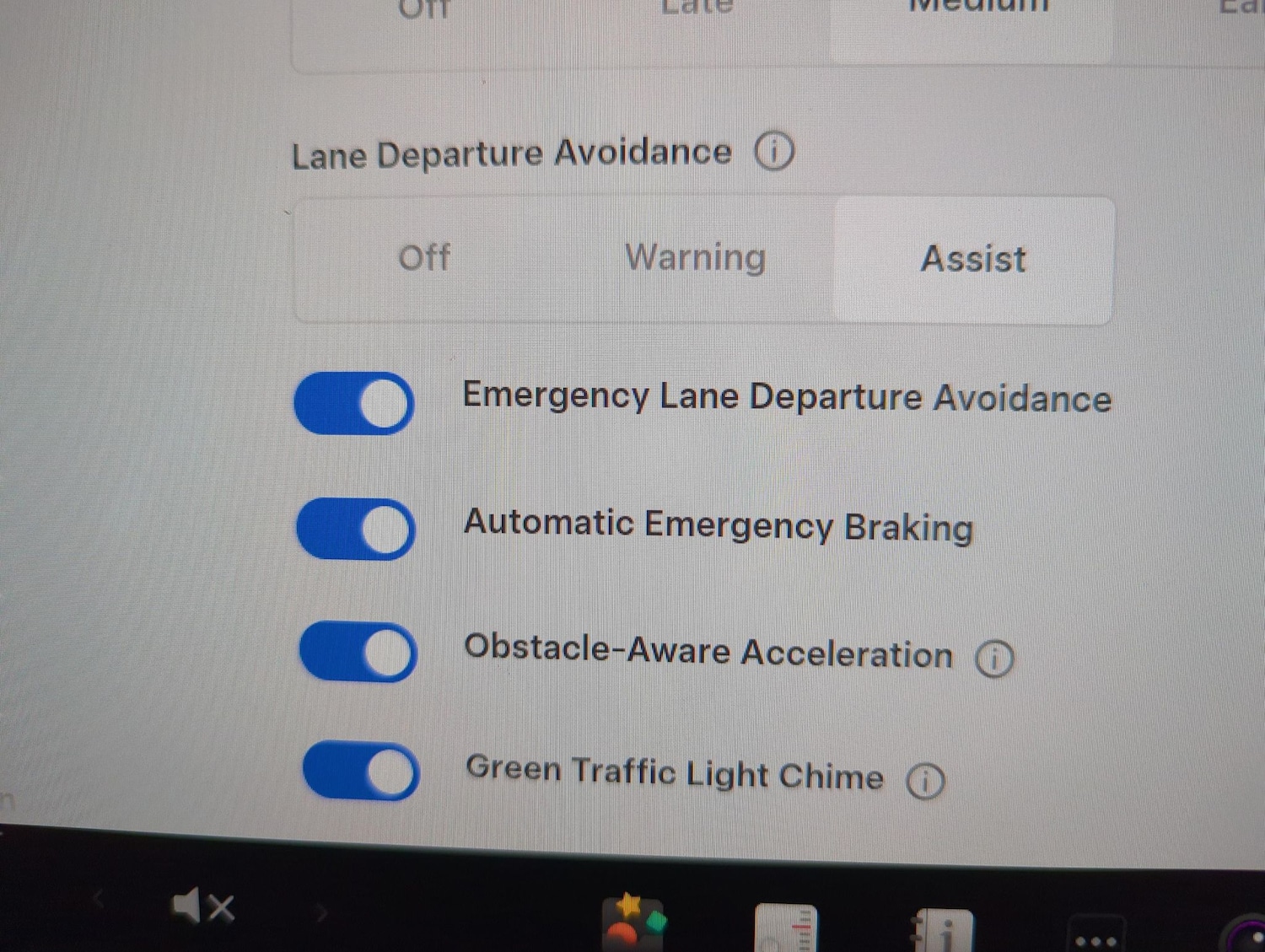 Used Tesla Model 3 2023 for sale - 77897310: Photo 26