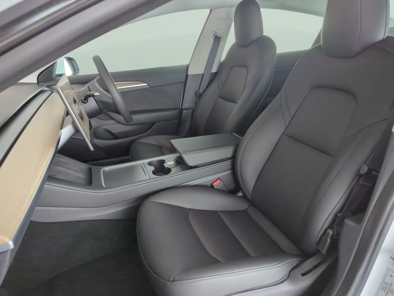 Used Tesla Model 3 2023 for sale - 77897310: Photo 6