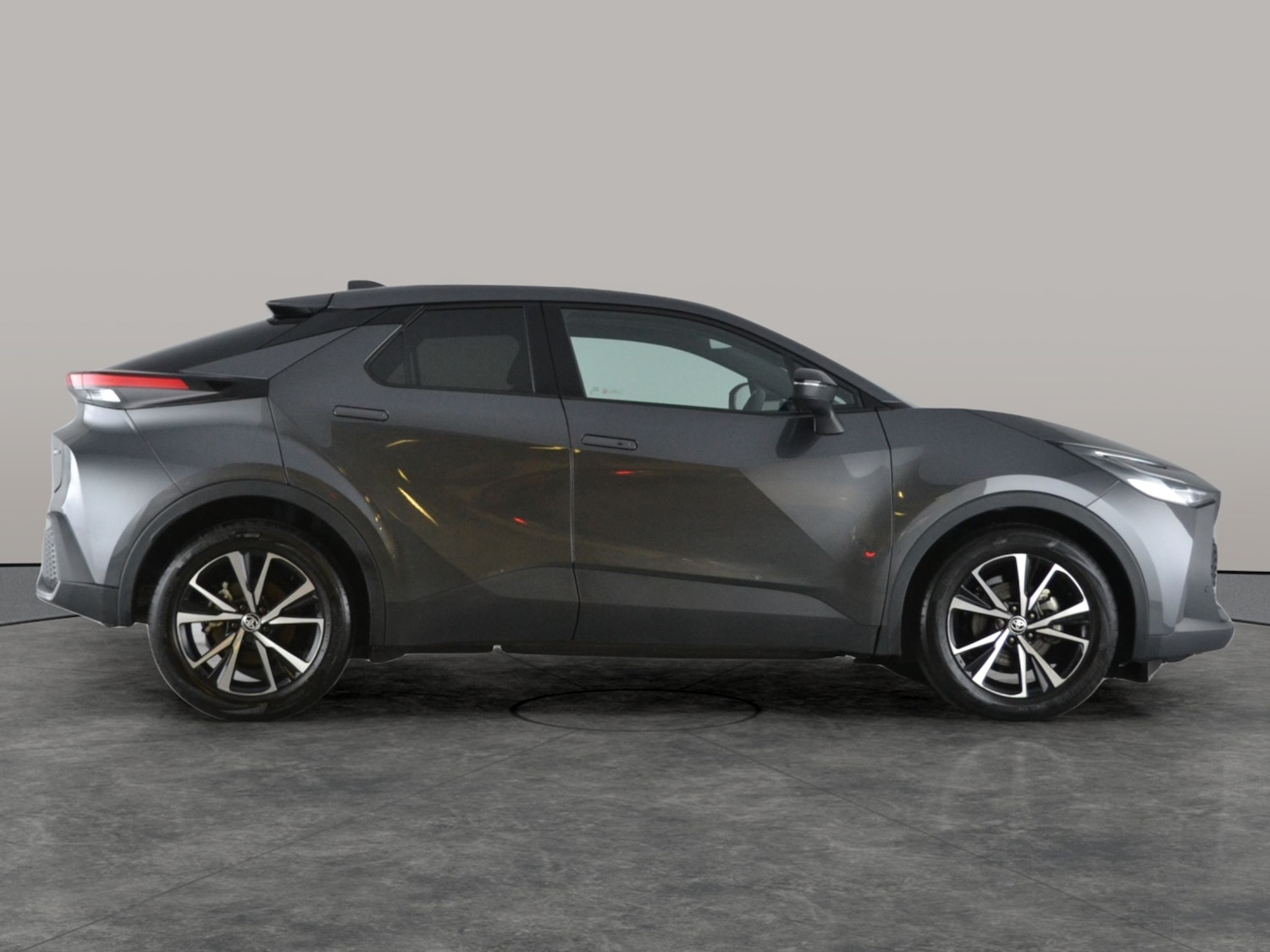 Used Toyota C-HR 2023 for sale - 76147153: Photo 14