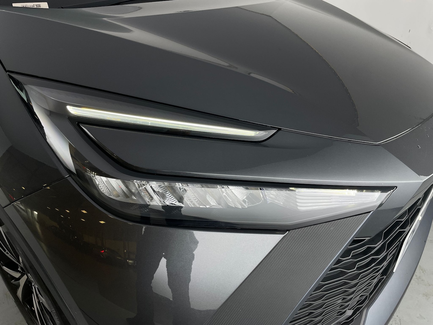 Used Toyota C-HR 2023 for sale - 76147153: Photo 33