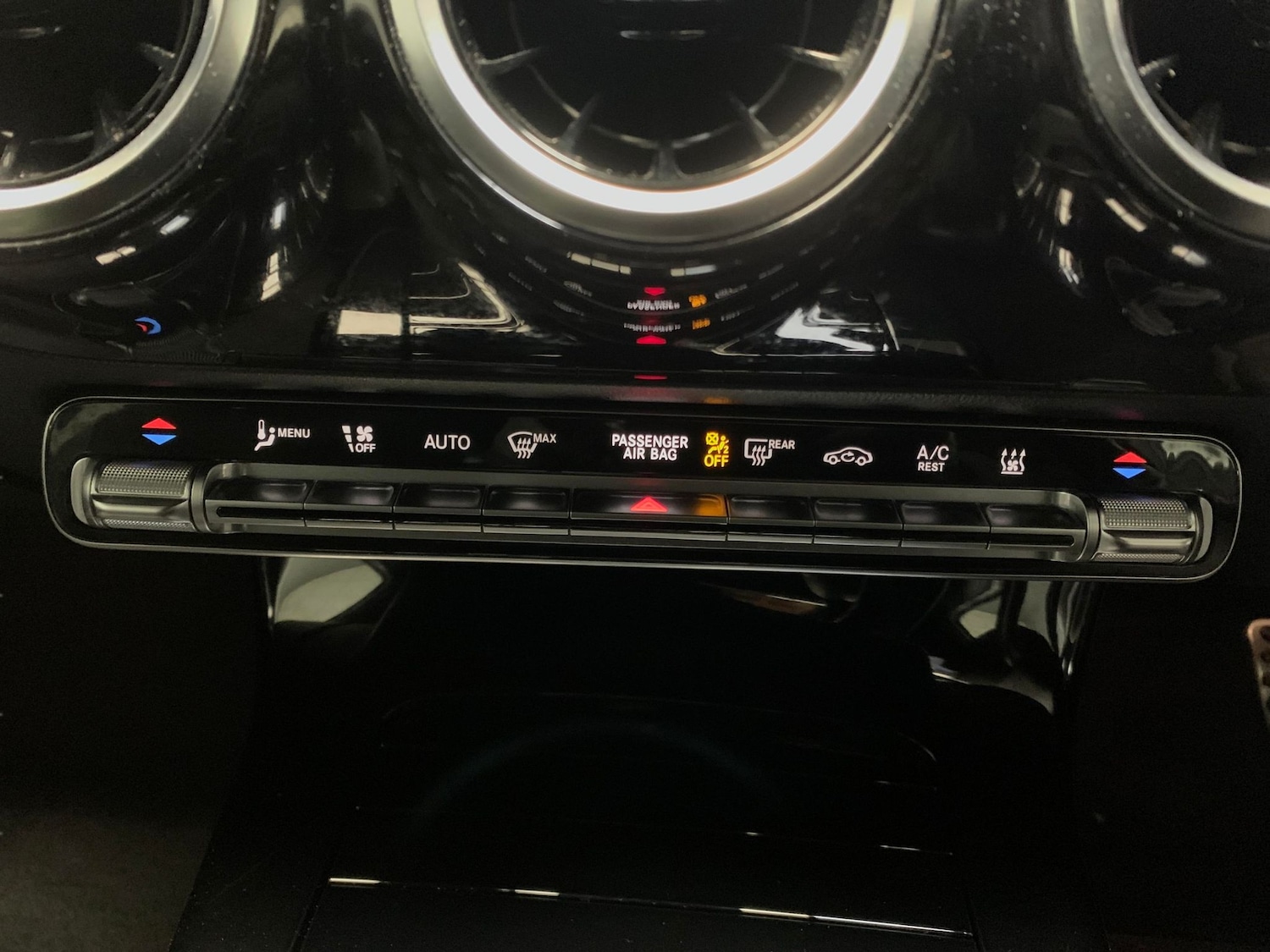 Used Mercedes-Benz A-Class 2021 for sale - 76853737: Photo 17