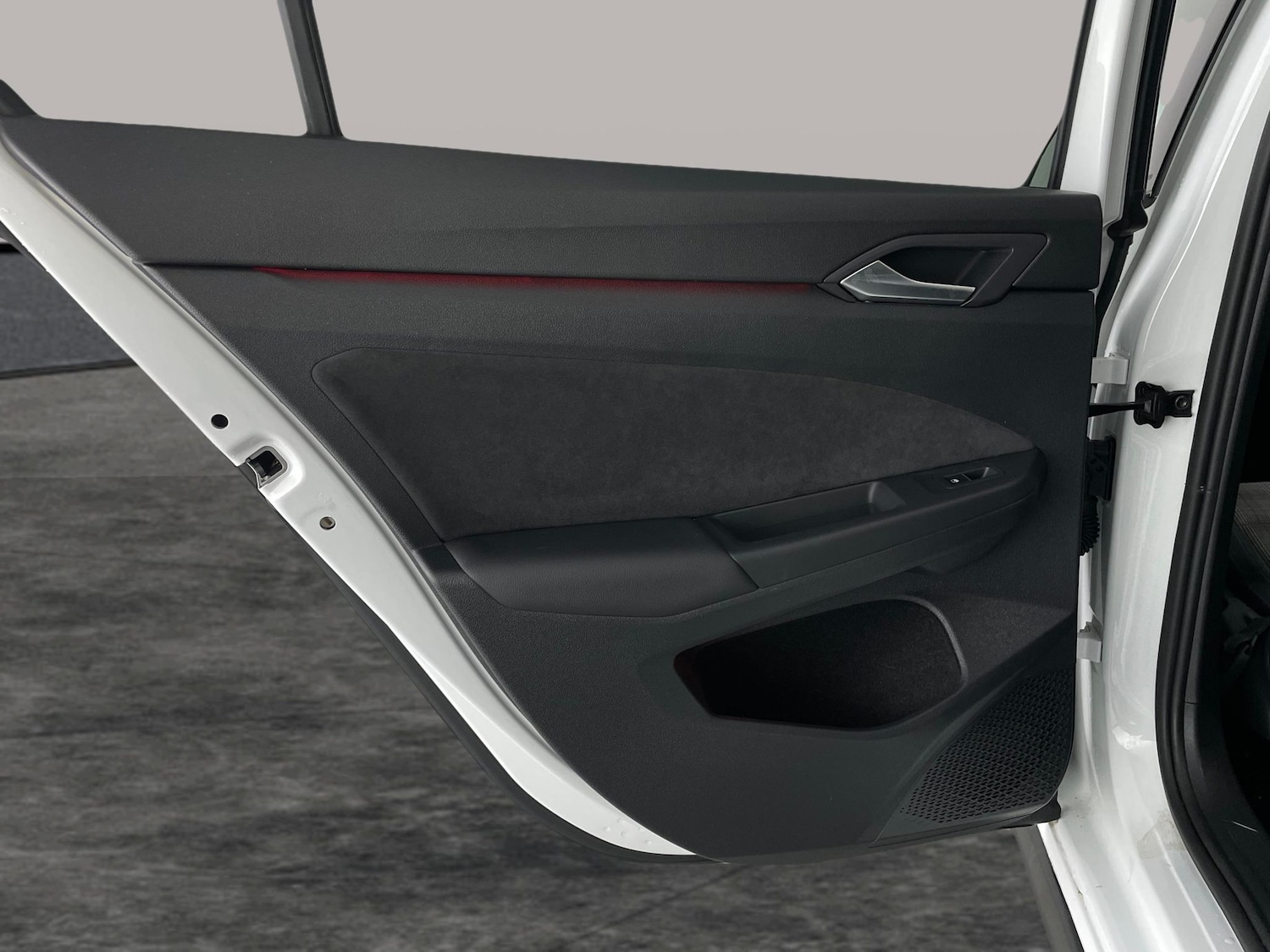 Used Volkswagen Golf 2024 for sale - 77462218: Photo 32