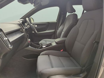 Used Volvo XC40 2023 for sale - 78818295: Photo
