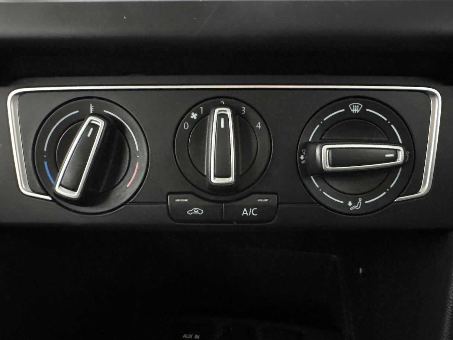 Used Volkswagen Polo 2015 for sale - 76580578: Photo 17